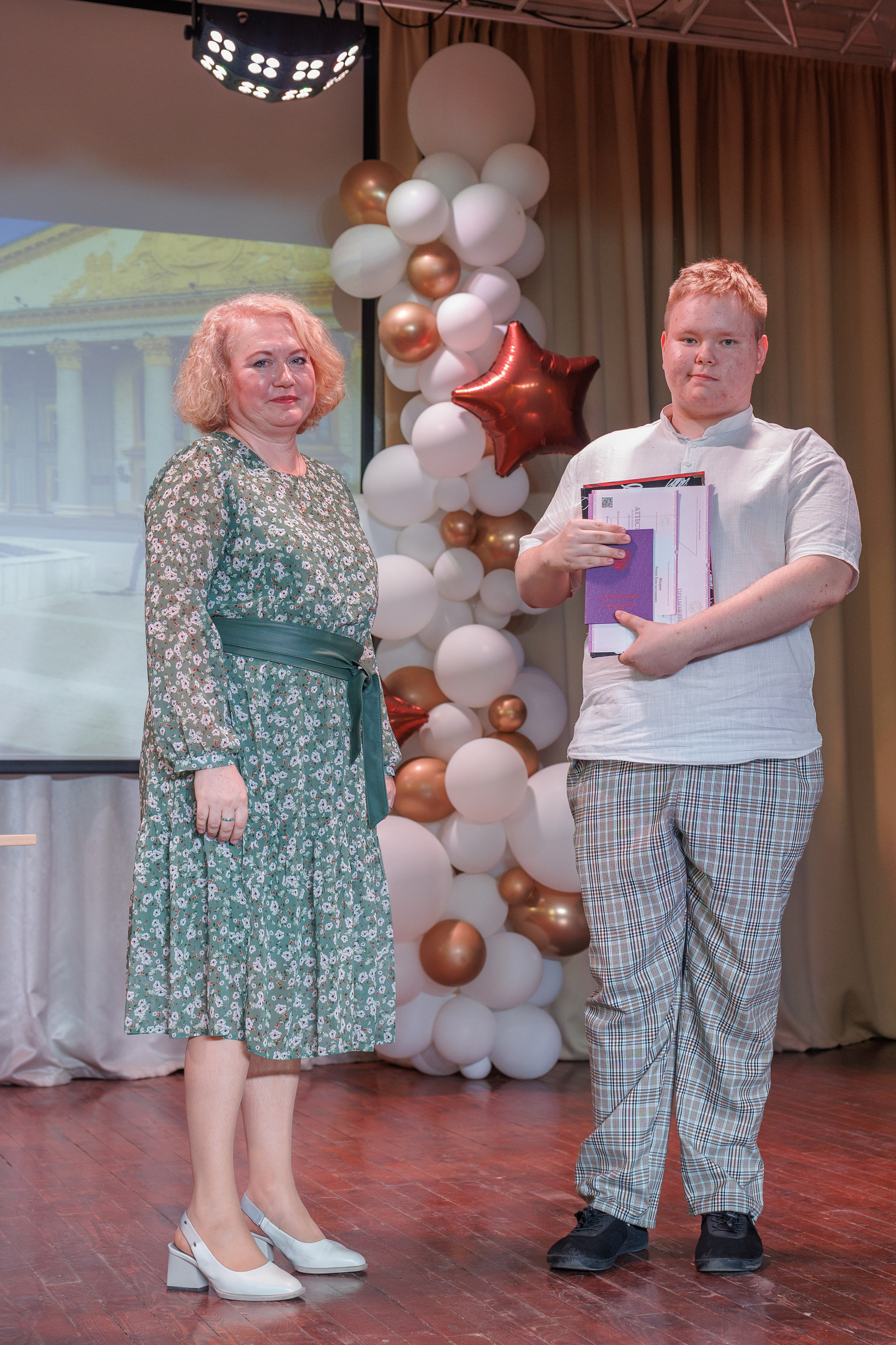 Вручение аттестатов. Свадебный и семейный фотограф в Новосибирске Ирина Дорошкова