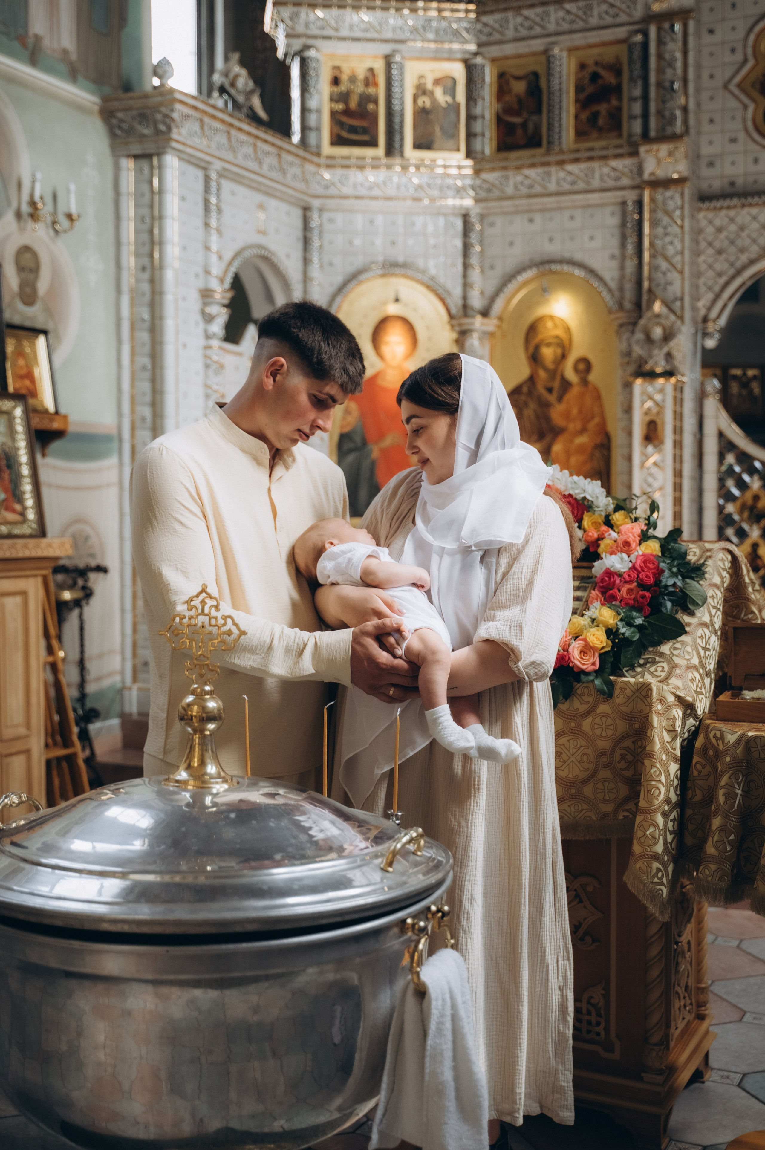 Крещение Арсения (Дом Милосердия). Семейный фотограф в Минске Дарья Дреко