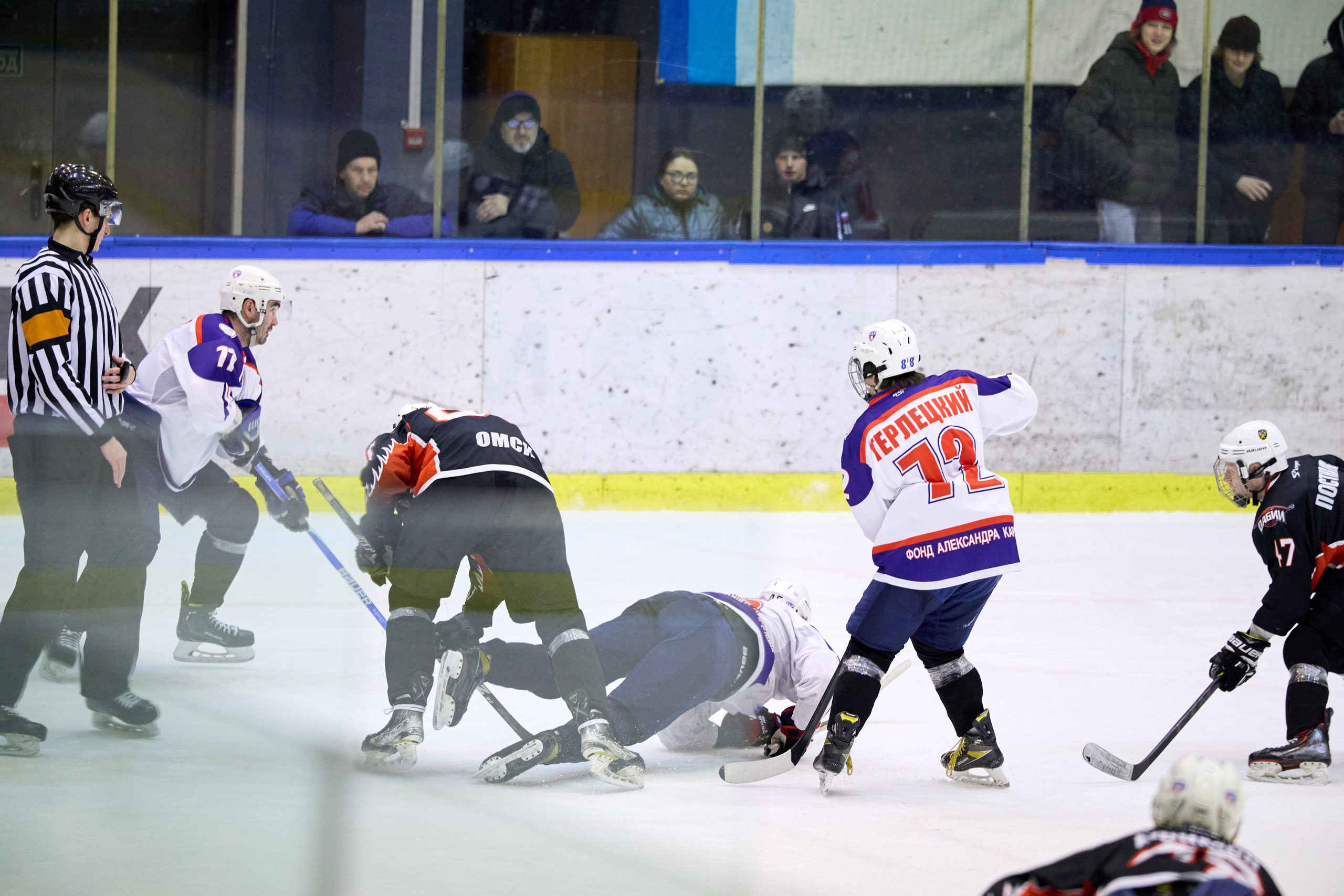 Хоккей. Кубок памяти Никиты Фаткулина. Финал. Фотограф в Новосибирске Алена Скокова