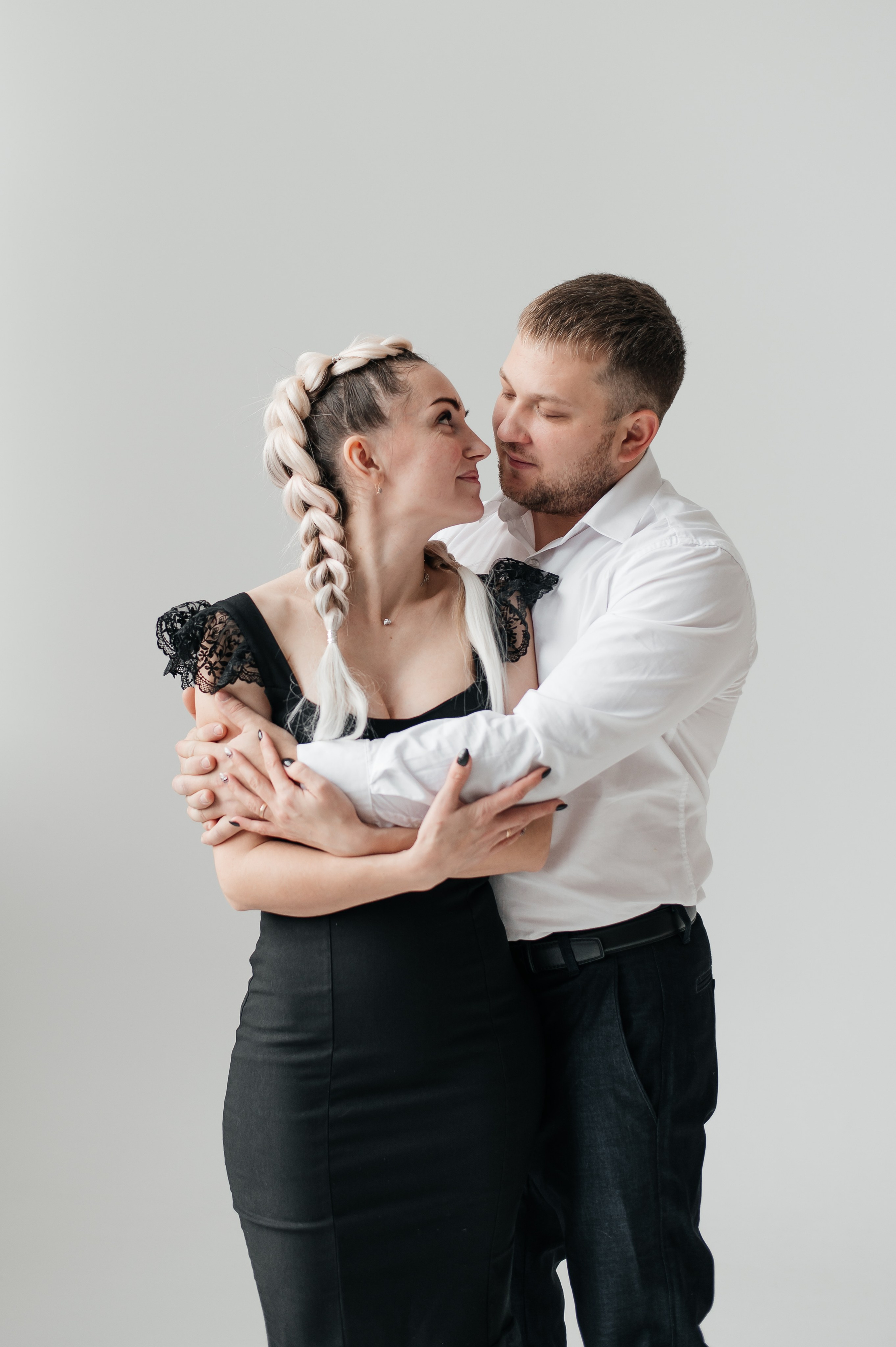 Смотреть в одну сторону. Свадебный и семейный фотограф в Красноярске Виктория Тимонина