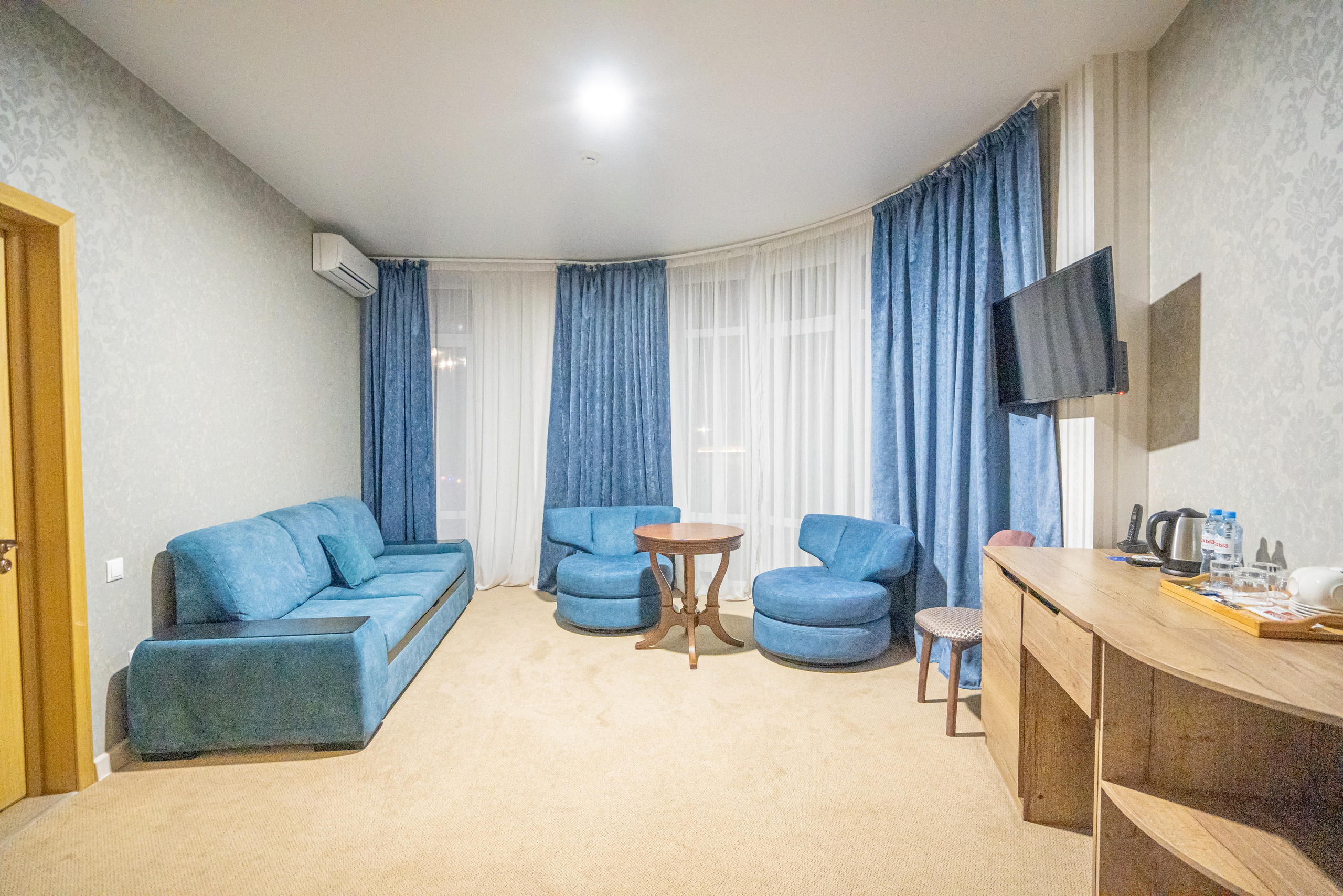 Интерьерная фотосъемка премиальных отелей Dream Hotel в Краснодаре и Анапе Профессиональная фотосъемка интерьеров отелей Dream Hotel: Красно. Шедевры для Вас! Фотограф и Видеограф в Краснодаре Пахиев Руслан