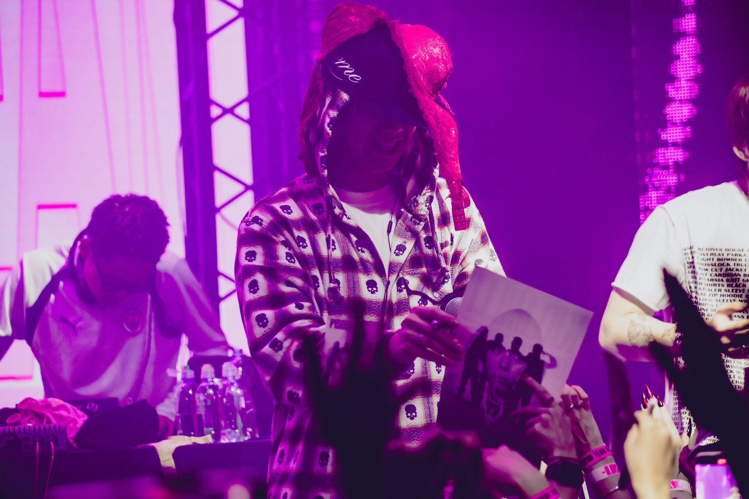 KID MILLI & OKASHII. Фотограф Honi