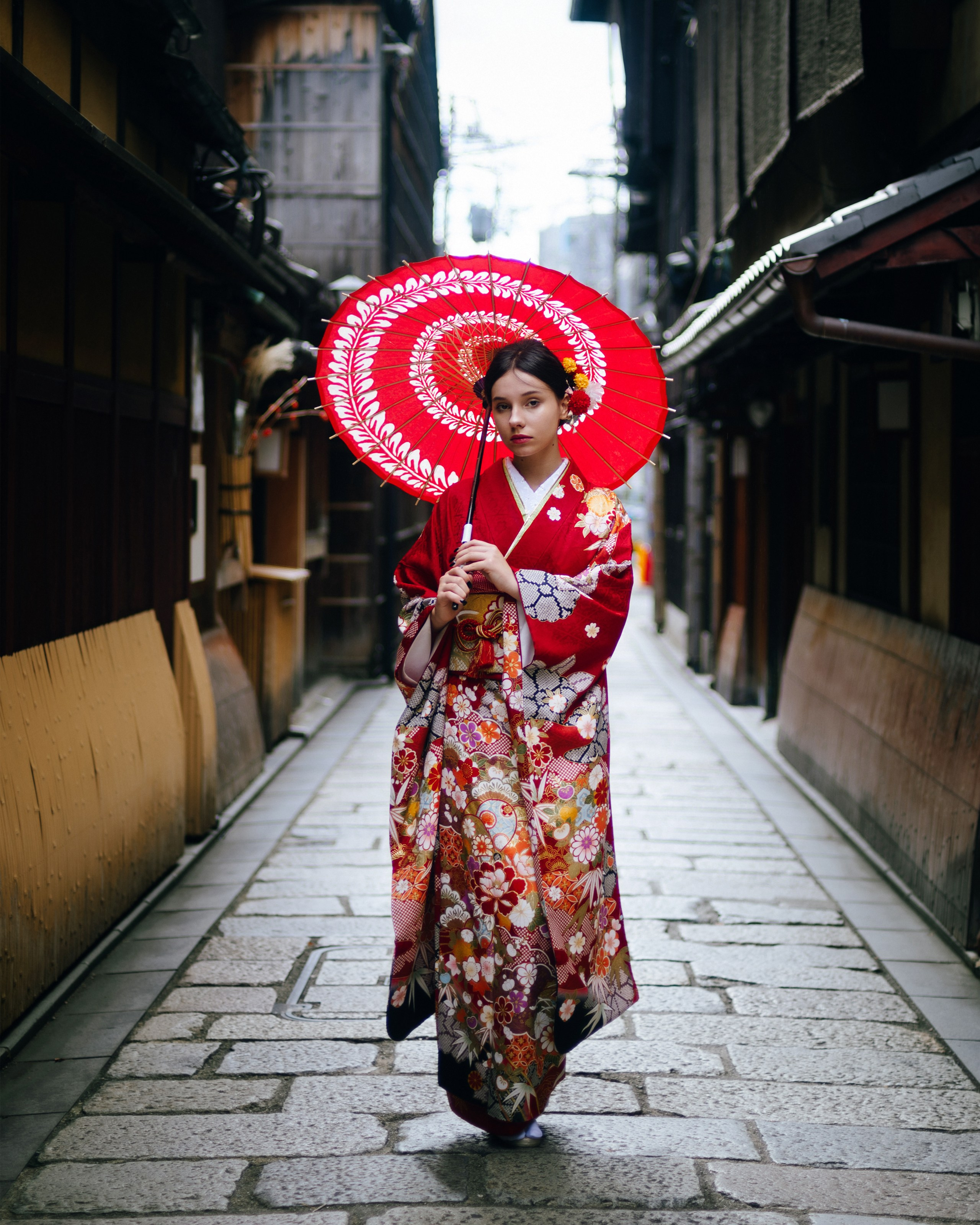 Kimono photoshoot in Kyoto. Photographer in Tokyo Anatolii Ozarto