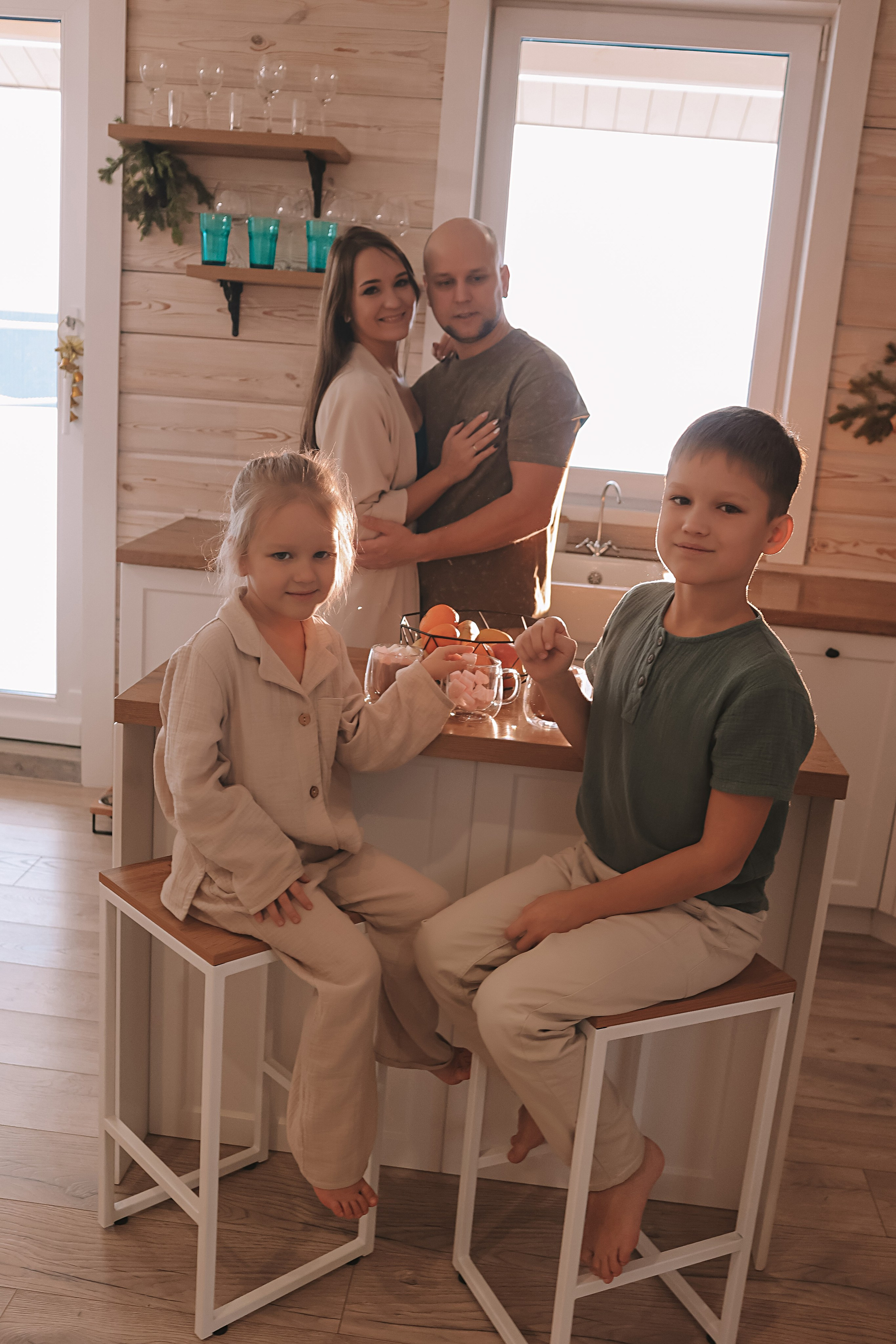 Домашняя. Семейный фотограф Тюмень, фотограф на роды Салмина Мария