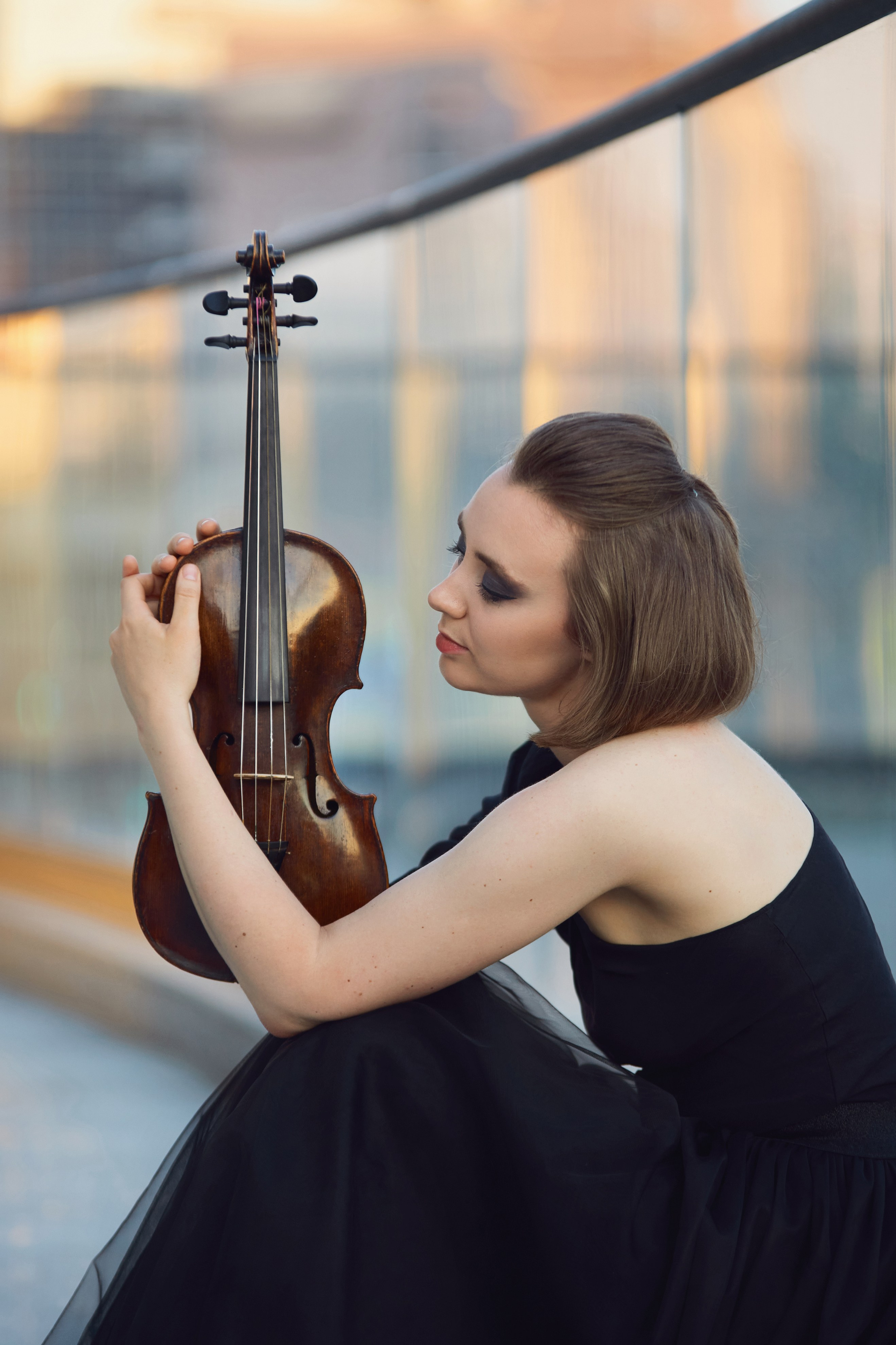 Портреты со скрипкой в парке для Ольги. Репортажный и женский фотограф в Новосибирске