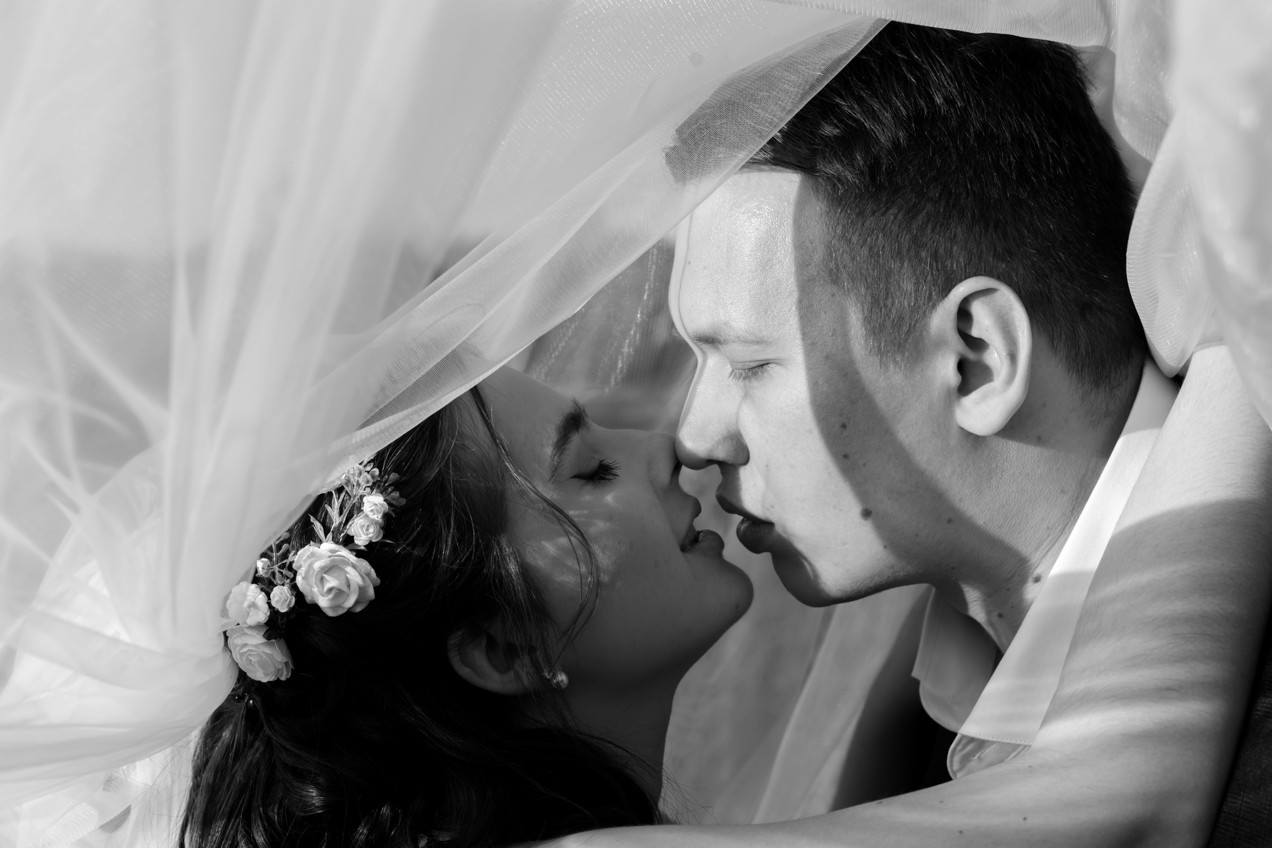 Фото жениха и невесты чб