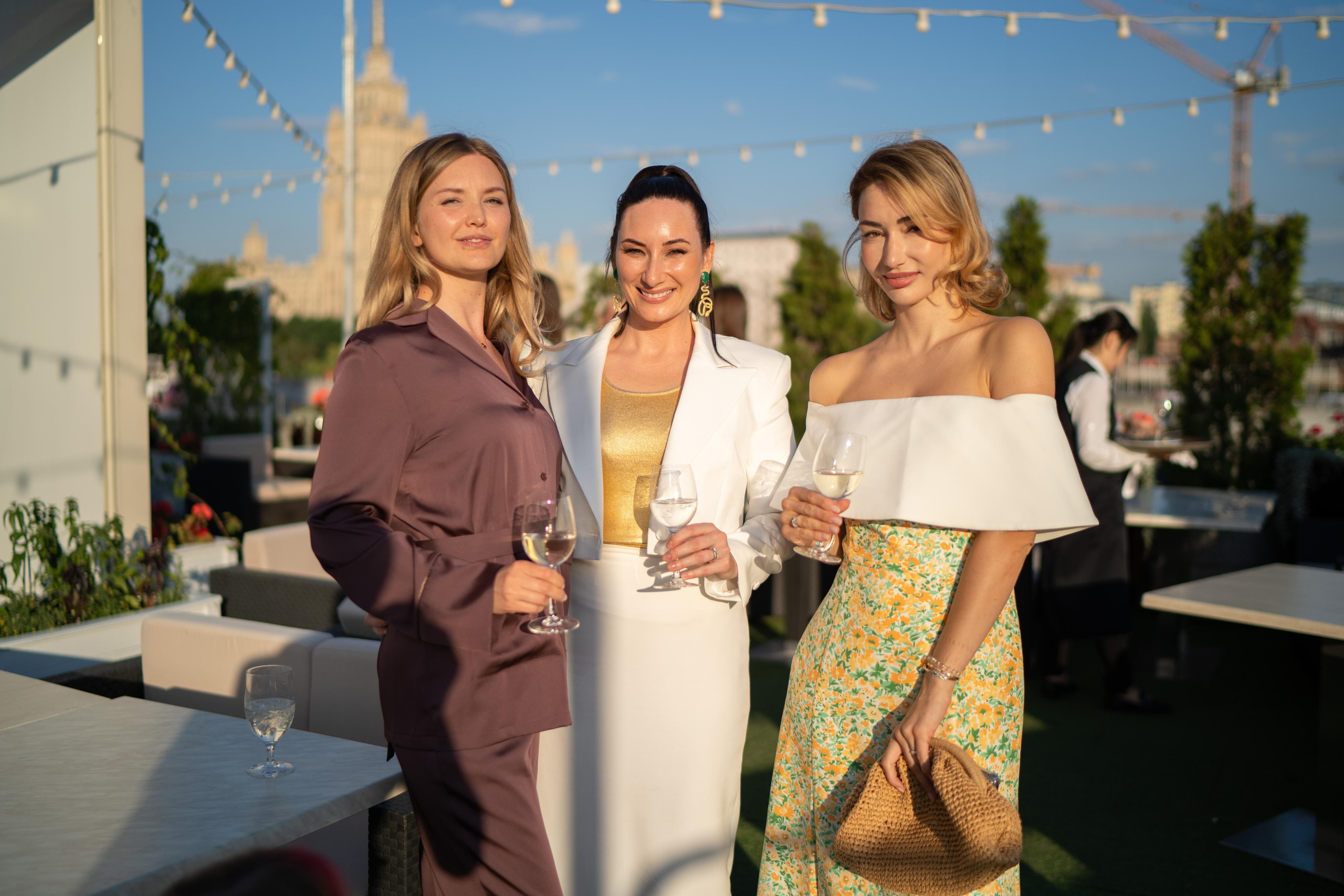 Олеся Хаскелл. Каталожная и промышленная съемка в Москве Александр Плонский