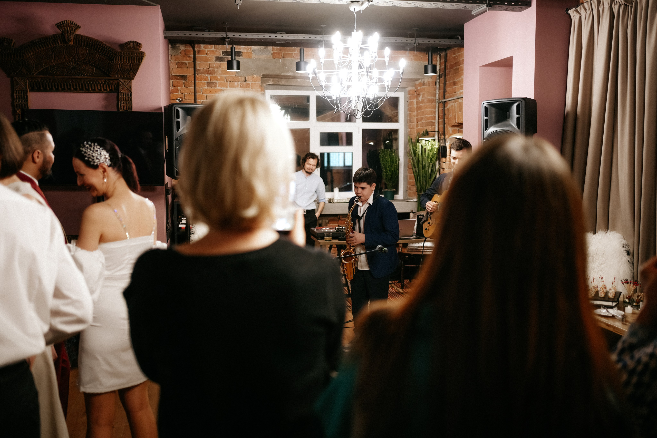 Ирина и Денис, Екатеринбург, репортаж. Фотограф Перевозкина Анна