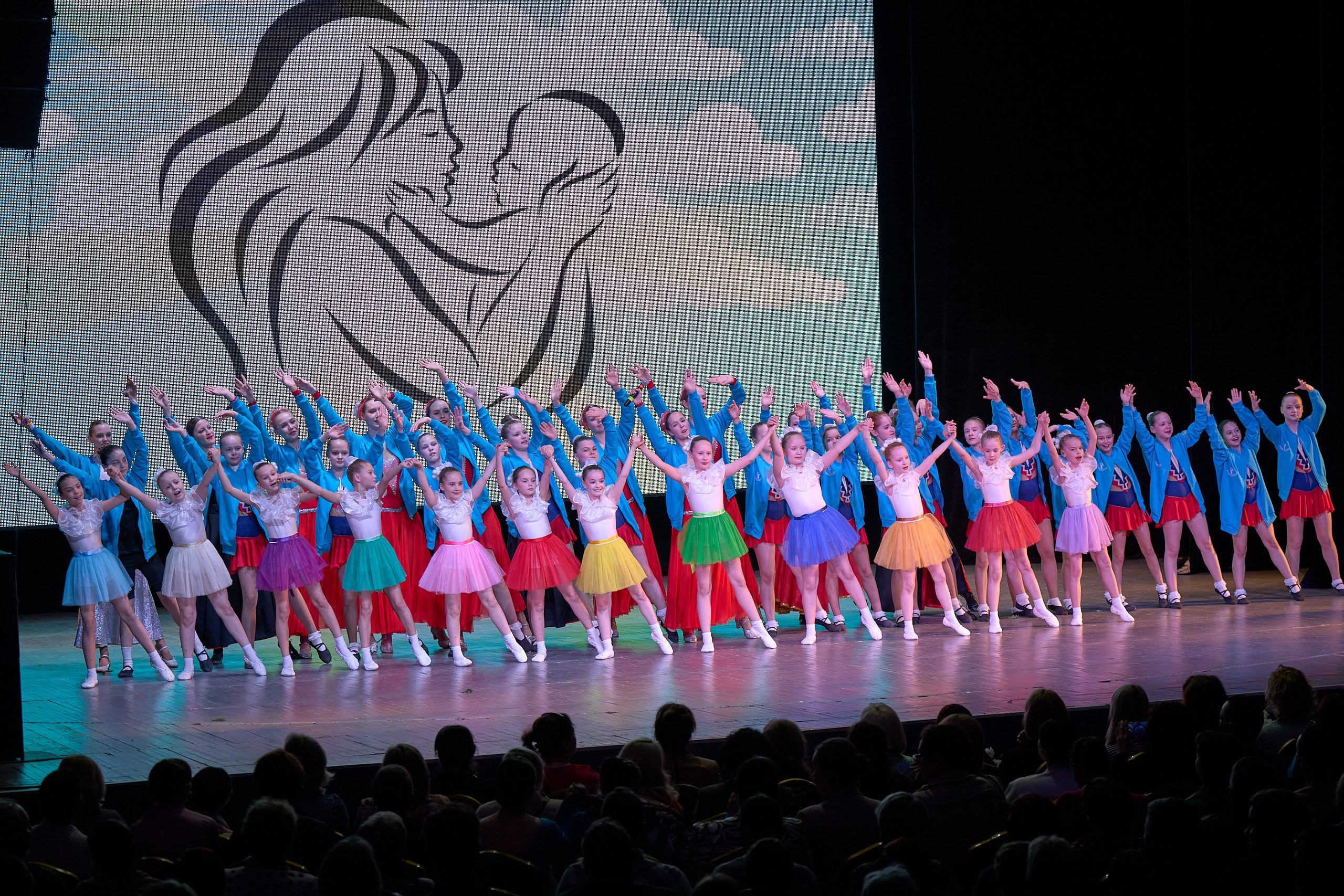 60-летие Ансамбля «РОВЕСНИКИ» Ижевск. 25.04.2024. Спортивный репортажный фотограф в Ижевске Сергей Мерзляков