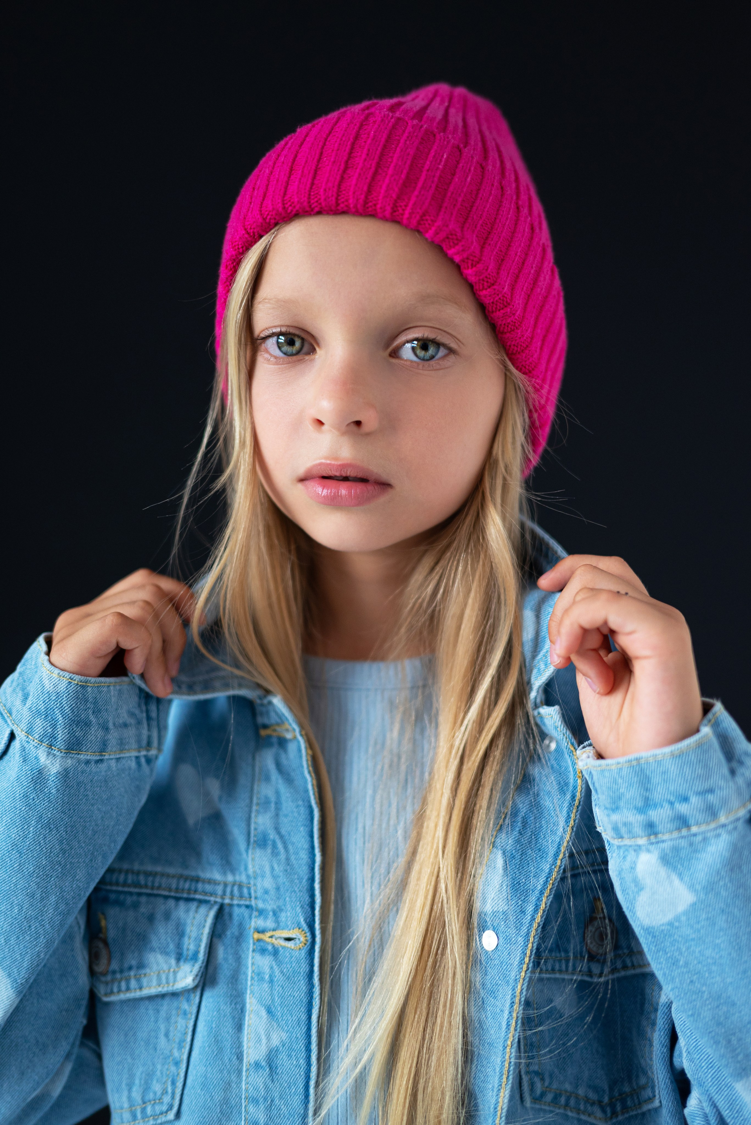 Модельное портфолио. Фотограф Москва Виктория Вишневская актерское / модельное портфолио