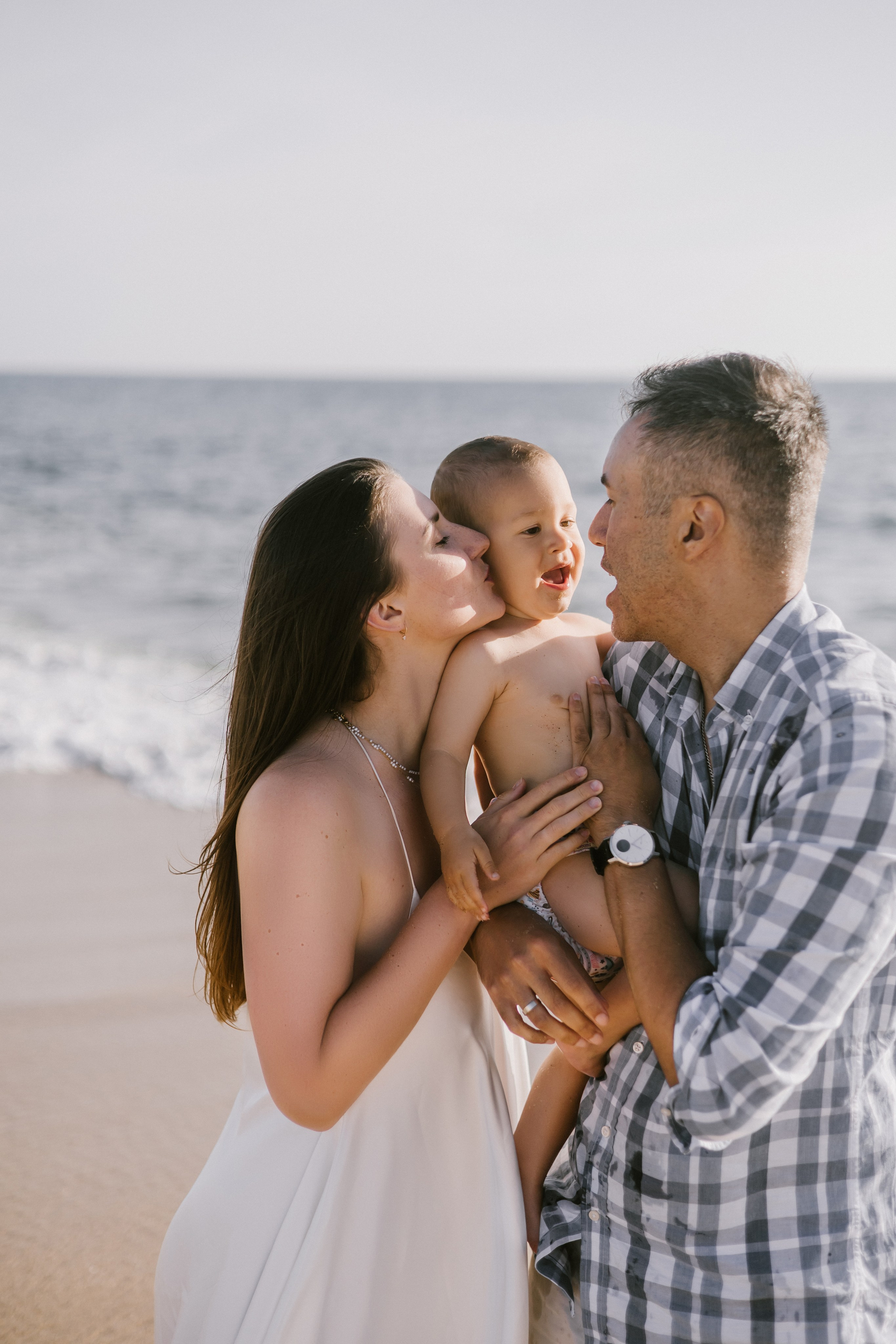 ЖеняЛуисАдам. Wedding and family photographer OLGA KILVEIN