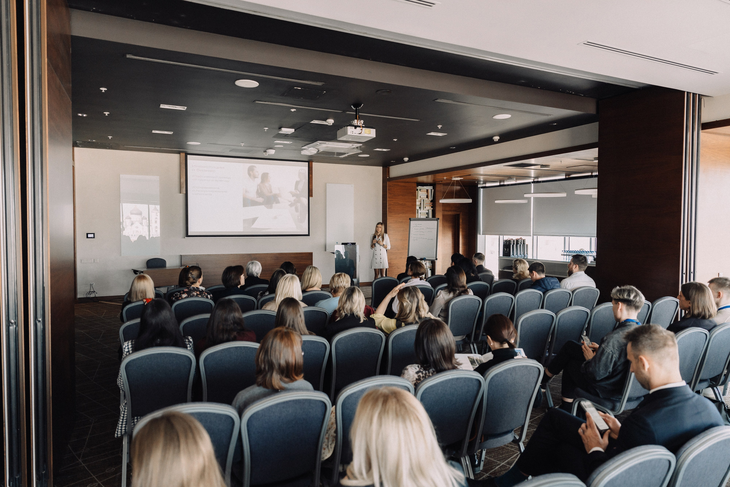 Застройщики Москвы MR (МАРРИОТ). Свадебный и репортажный фотограф в Воронеже Роман Янко