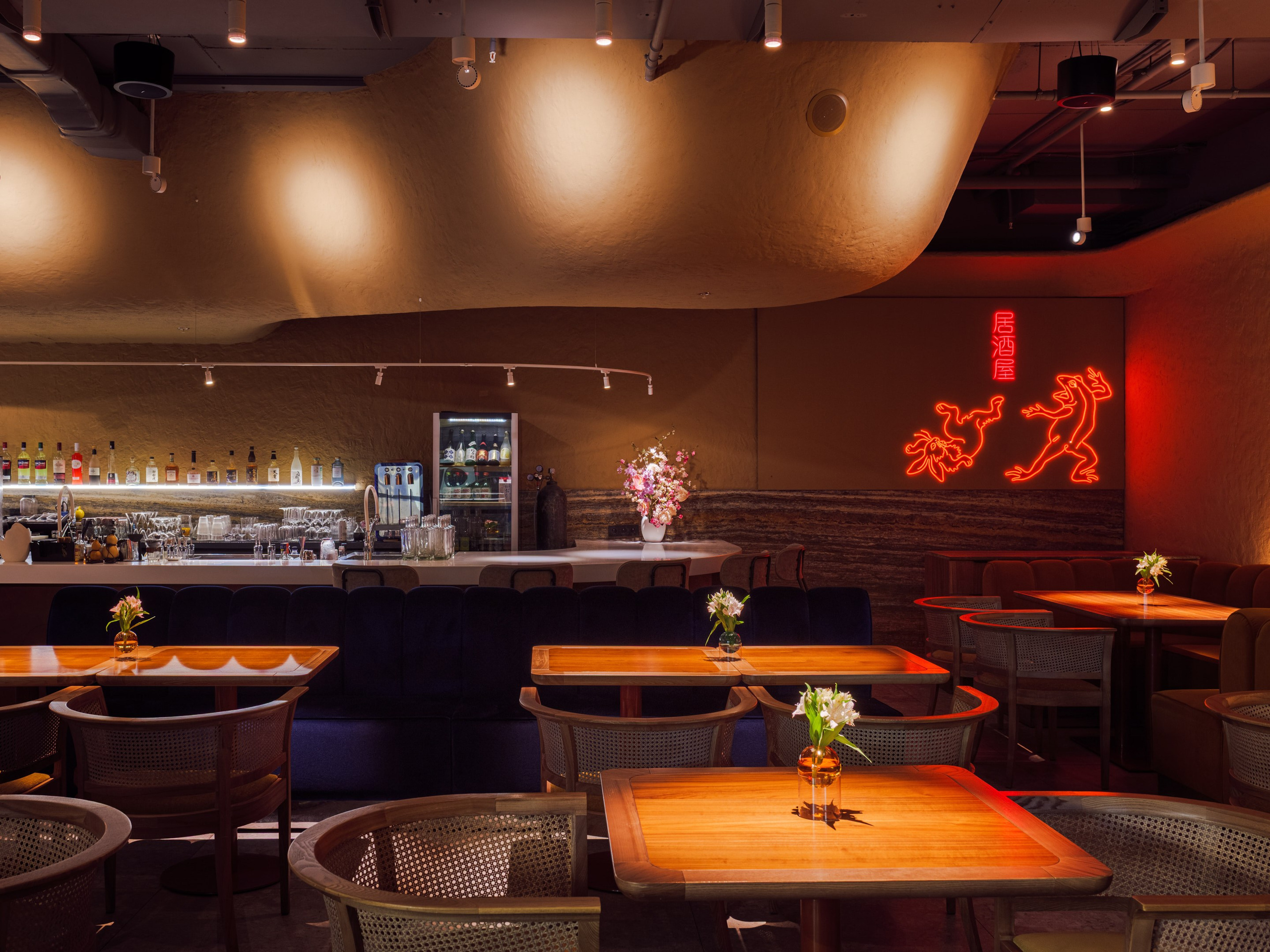 OVO — izakaya | Ресторан японской