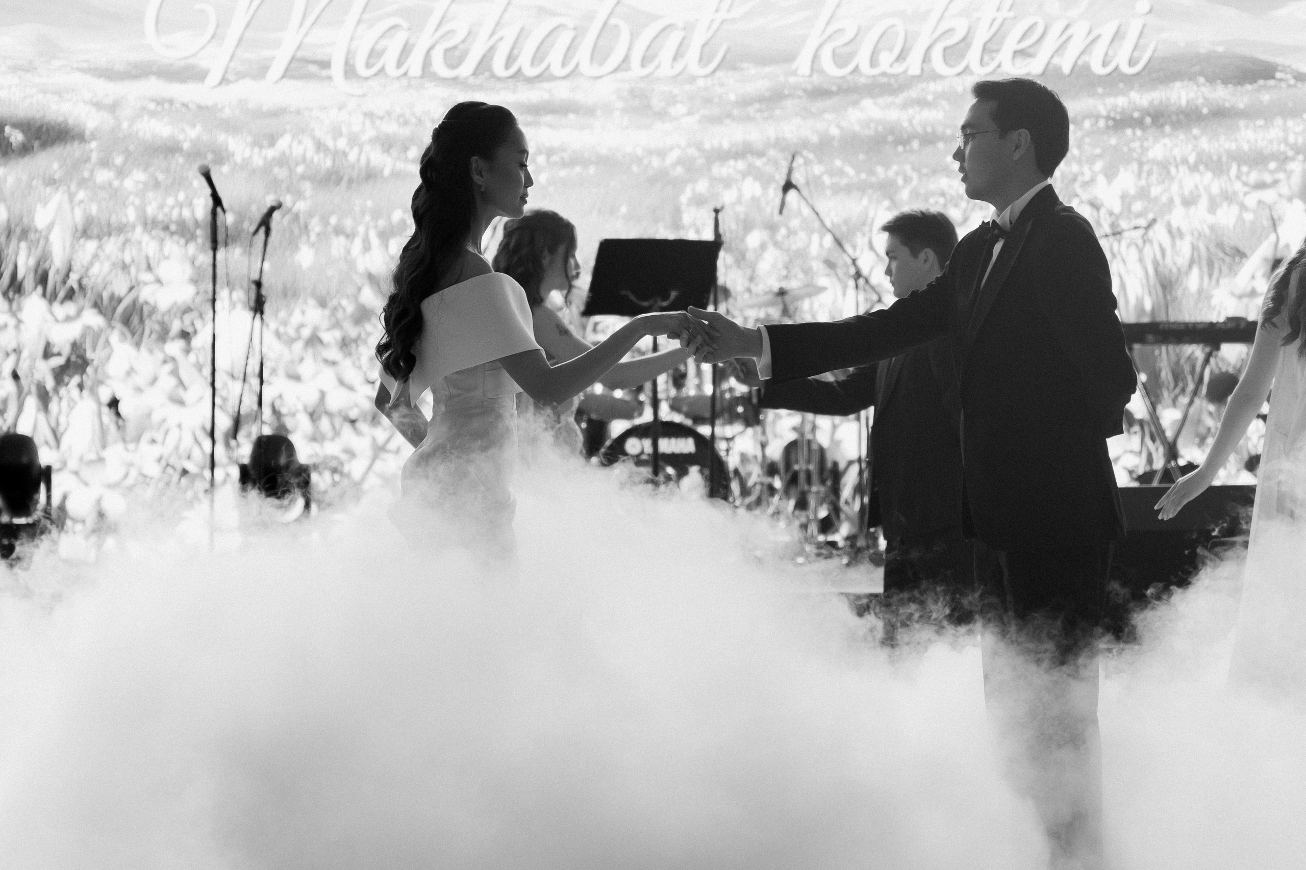 NURZHAN & LYAZZAT «MAHABBAT KOKTEMI». ___________________________________________________