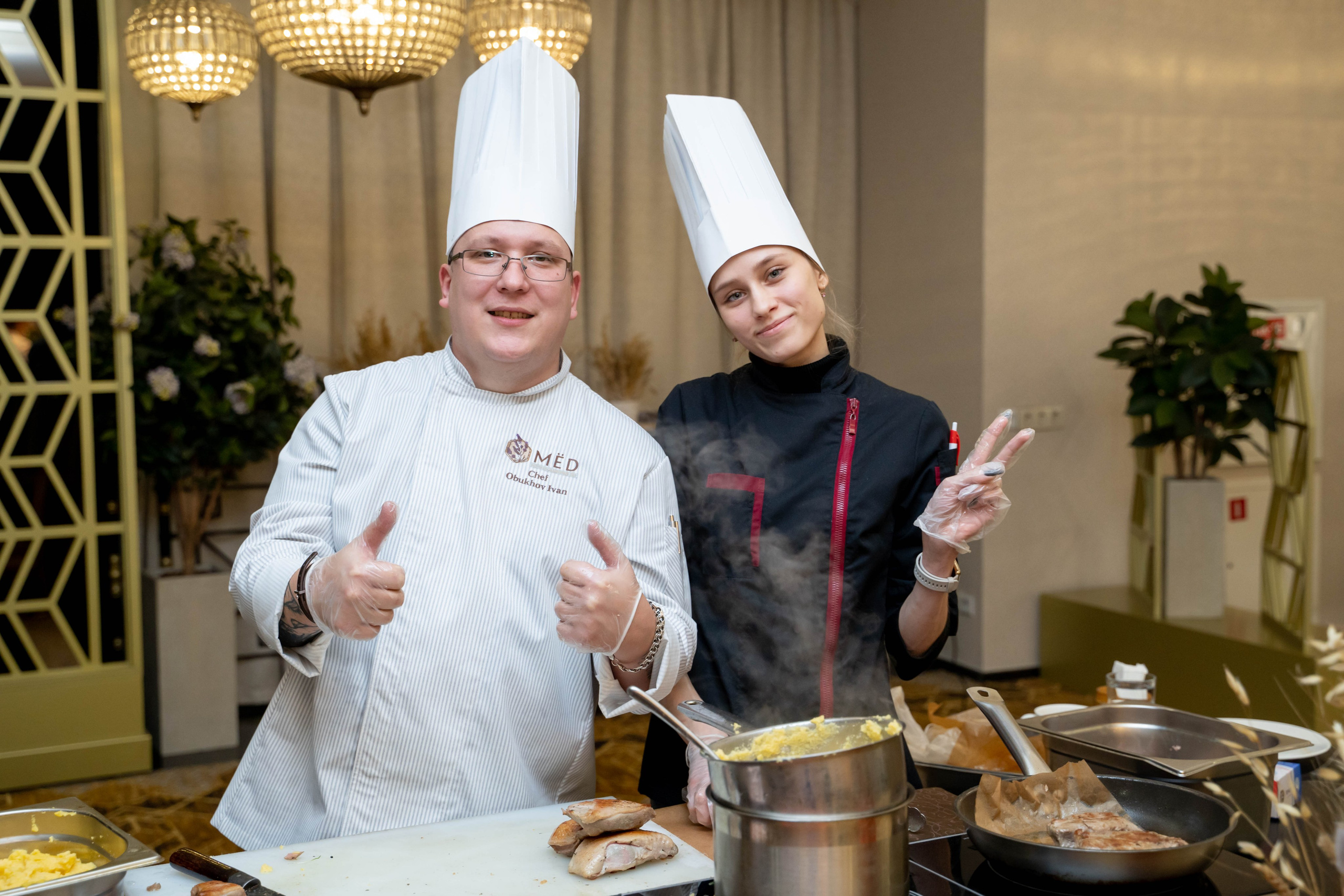 Битва Шефов в ресторане «Мед». Главная