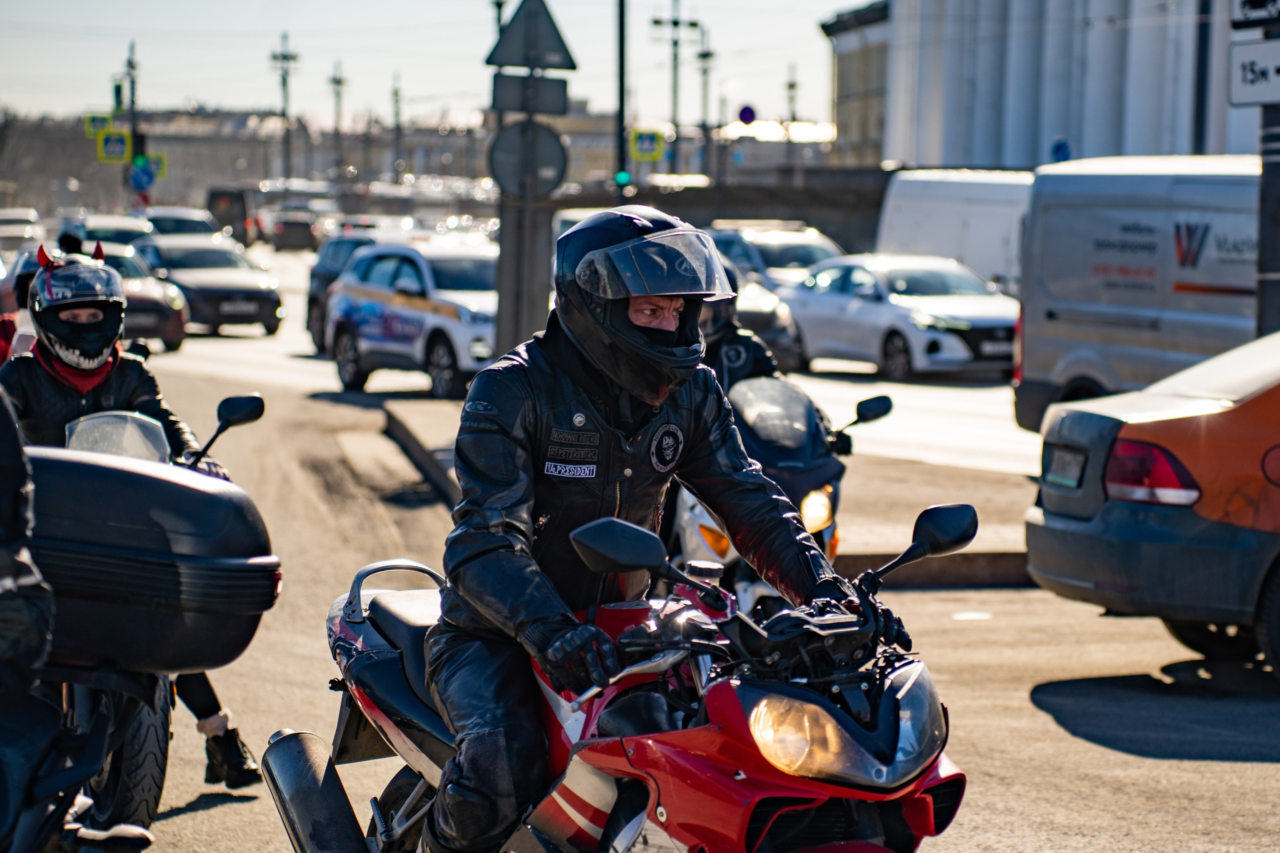 Весенний прохват мотоклуба Normans Riders MC. Концертный и репортажный фотограф в Санкт-Петербурге Слава Пахомов