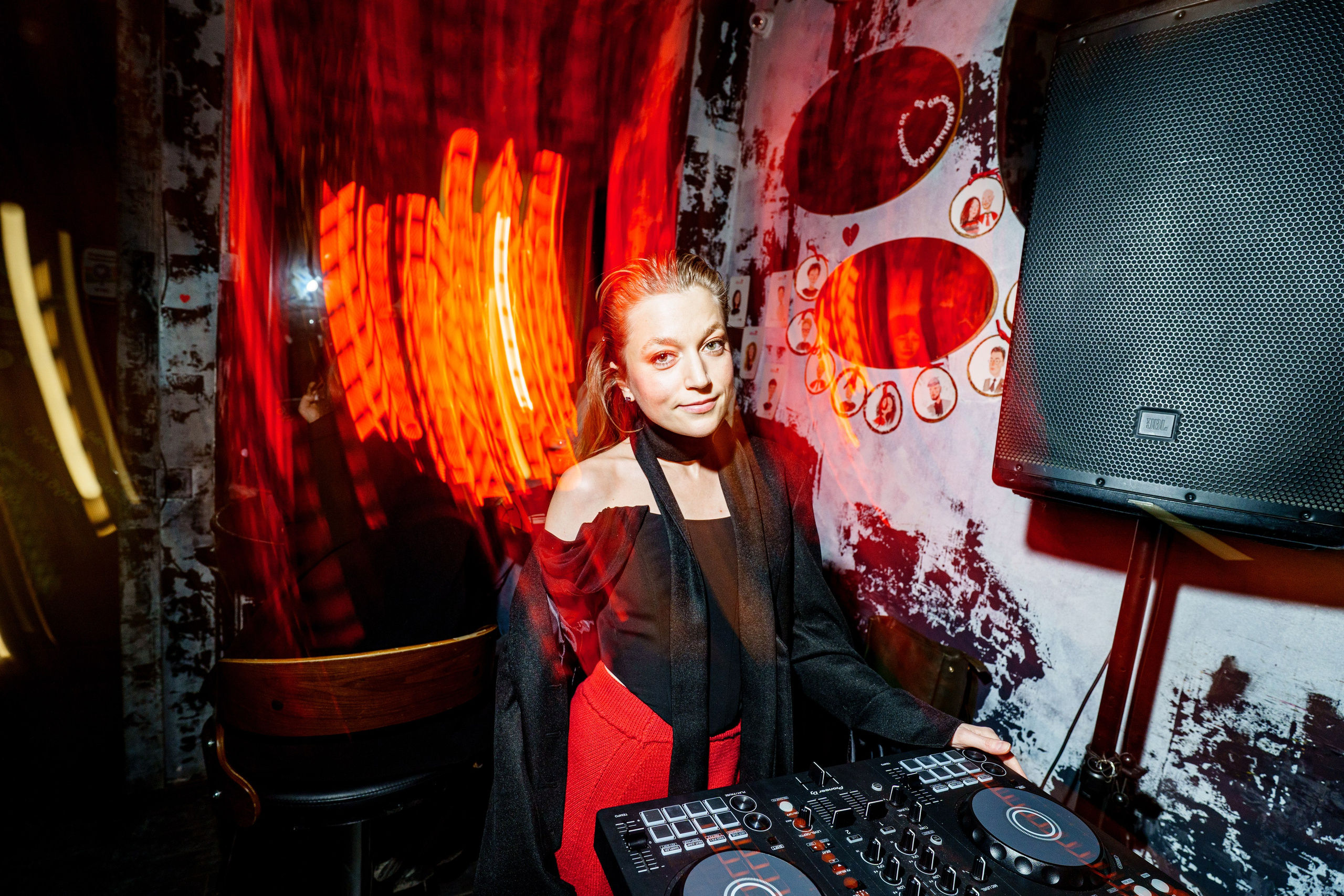 День святого Валентина в Баре разбитых сердец. Концертный и репортажный фотограф в Санкт-Петербурге Слава Пахомов