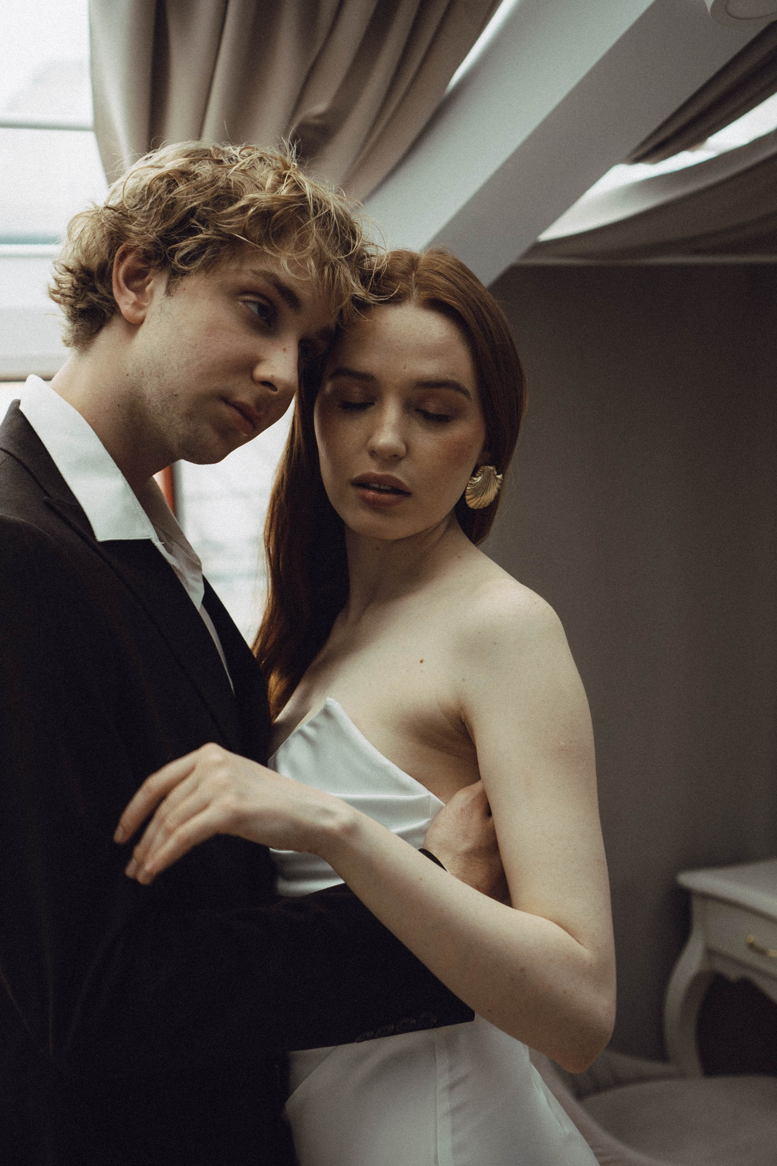 СВАДЕБНАЯ СЬЕМКА В ОТЕЛЕ. СБОРЫ ЖЕНИХА И НЕВЕСТЫ И ТАКЖЕ ТОР И ПОДГОТОВКА К ПРОГУЛКЕ. Профессиональный фотограф, Санкт-Петербург — Виктория Богомолова