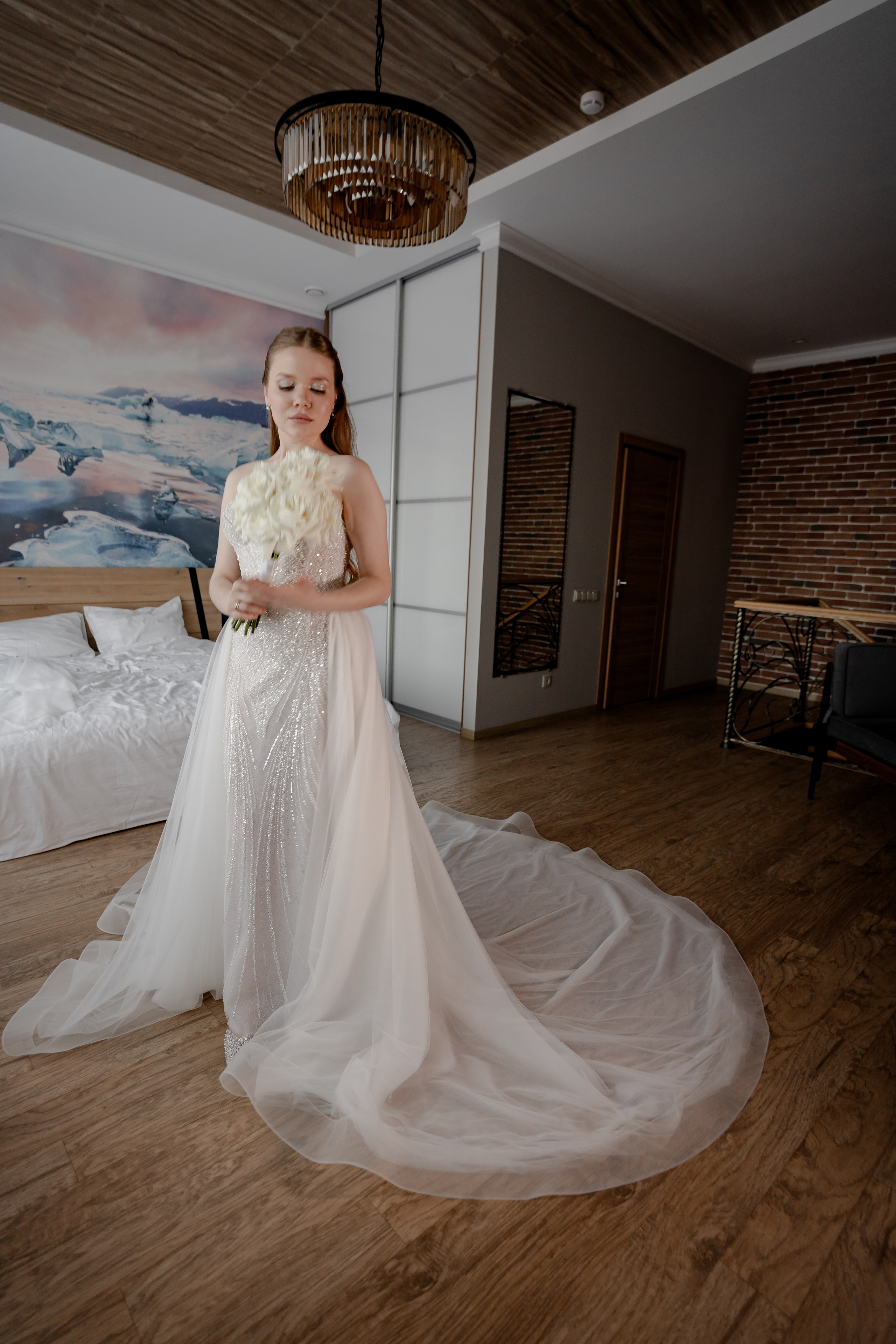 СВАДЕБНАЯ СЬЕМКА СБОРОВ В ОТЕЛЕ И ВЫЕЗД НА ЦЕРЕМОНИЮ (СНЯТО В СИБИРЕ В НИЖНЕВАРТОВСКЕ)М. Профессиональный фотограф, Санкт-Петербург — Виктория Богомолова