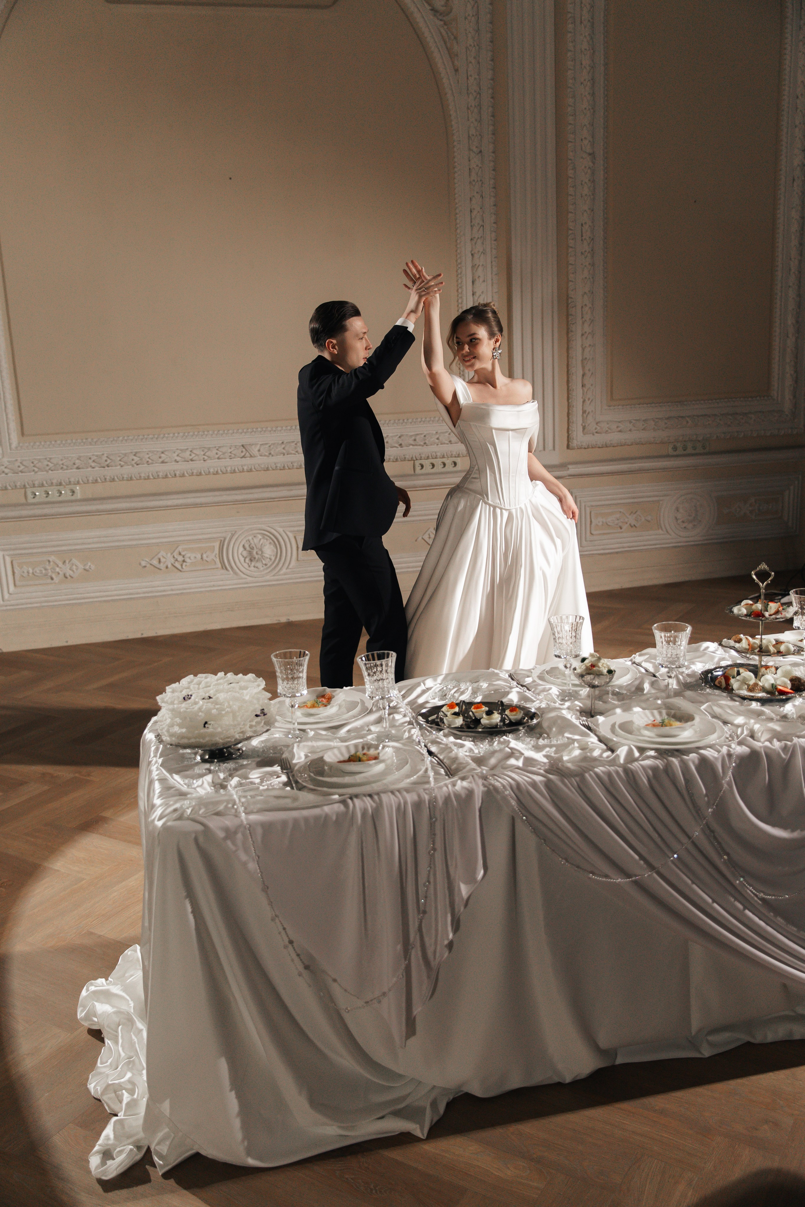 Особняк. Фотограф, который снимает любовь в Санкт-Петербурге