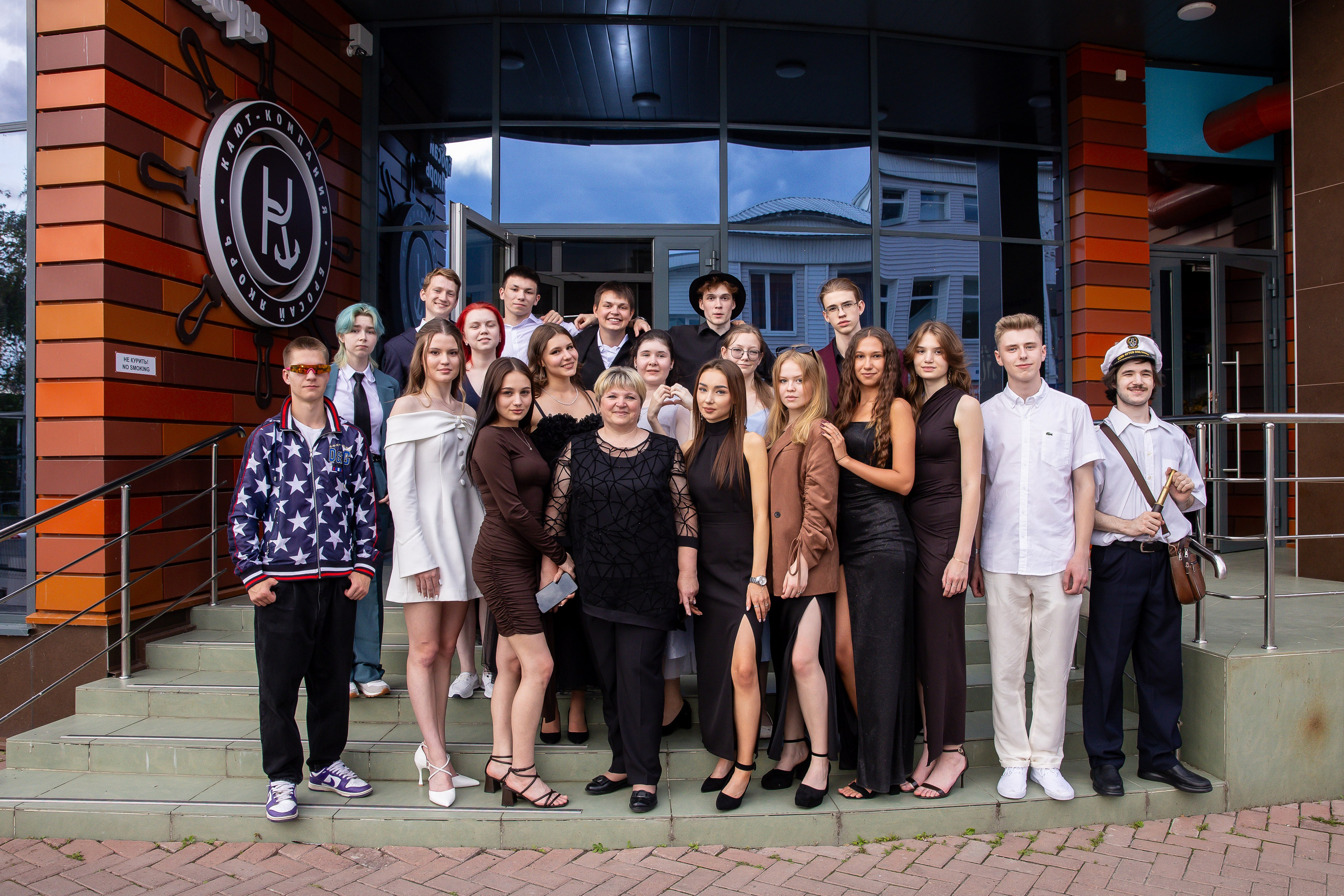 Фото и видео на выпускной в школе и детском саду. Свадебный, семейный видеограф и фотограф в Екатеринбурге Николай Рыков