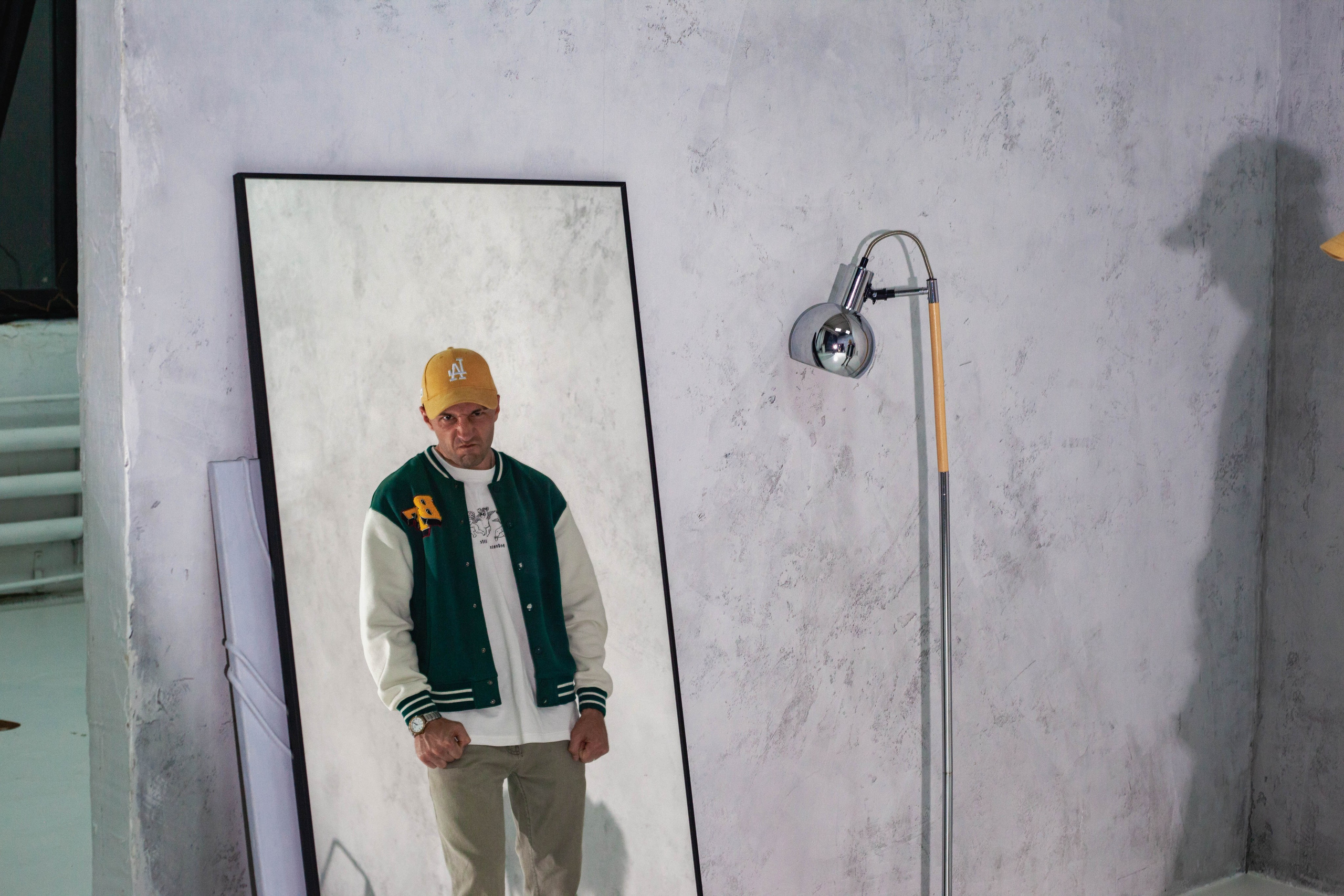 Студия. Уличный фотограф Города N