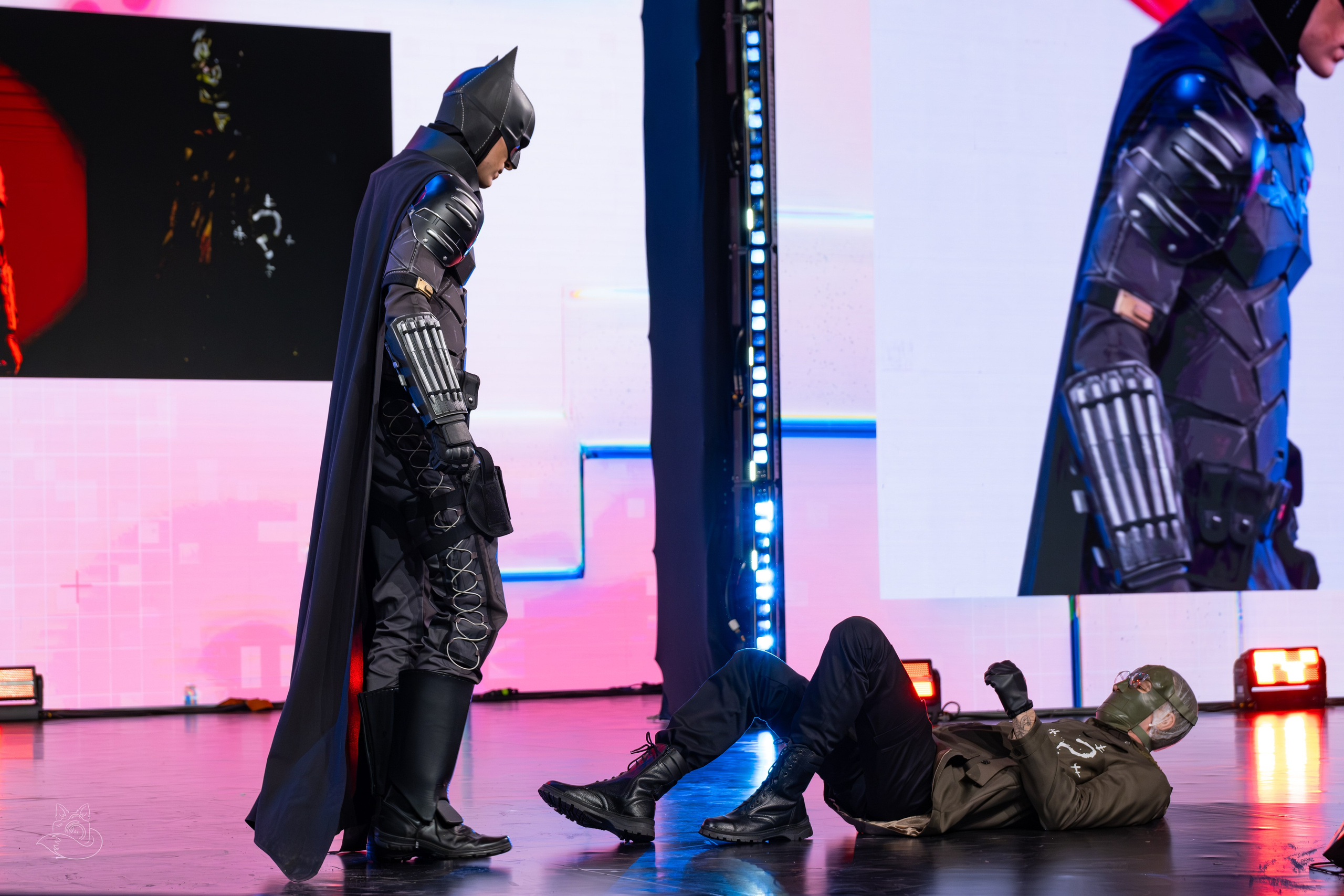 Сцена РЭД ЭКСПО 2024. Косплей фотограф