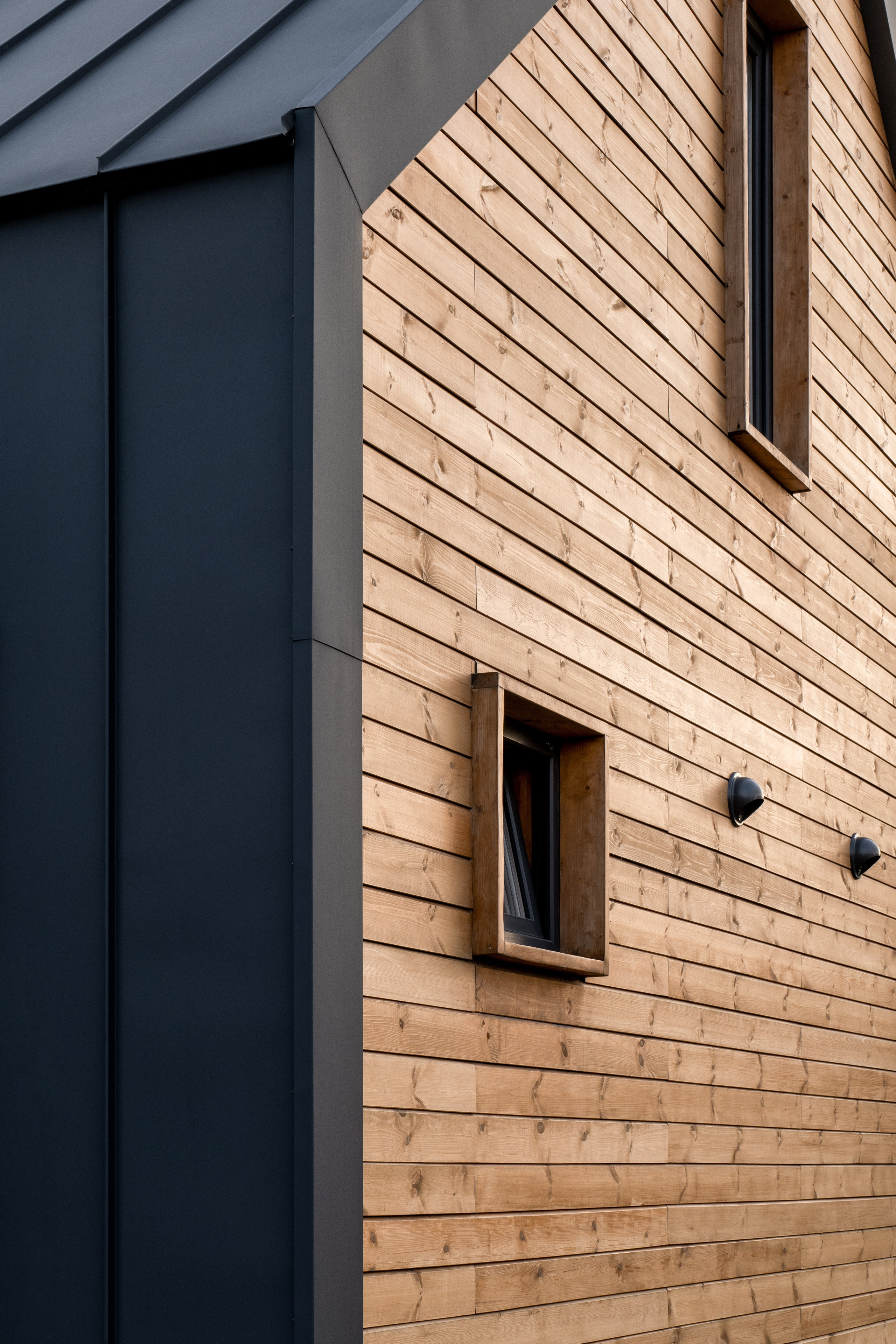 Кафе в городе Ревда. Водная станция. Интерьерный фотограф. Фотограф архитектуры