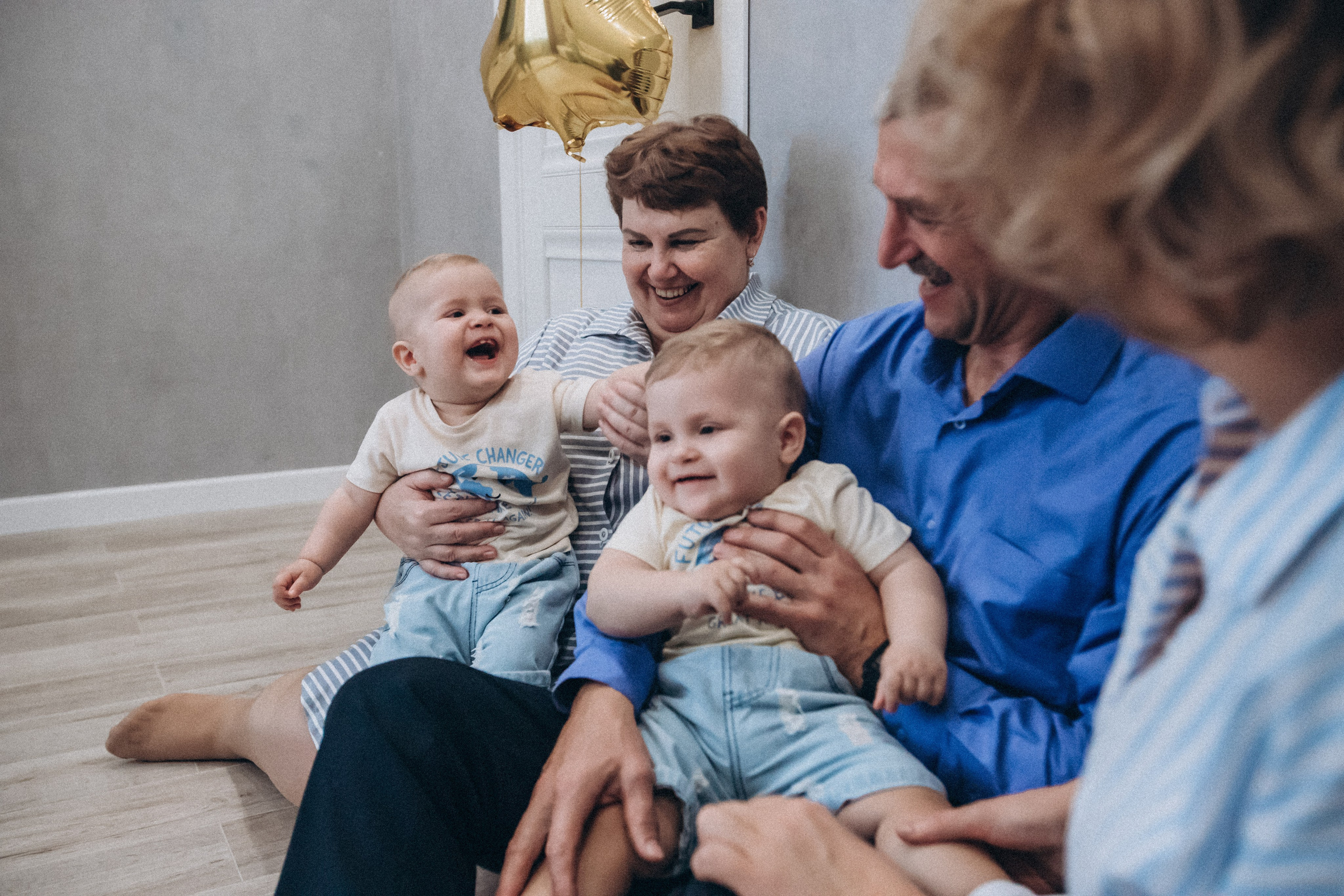 Семья Суворовых. Семейный фотограф Нижневартовск Тюмень Ефимова Ирина