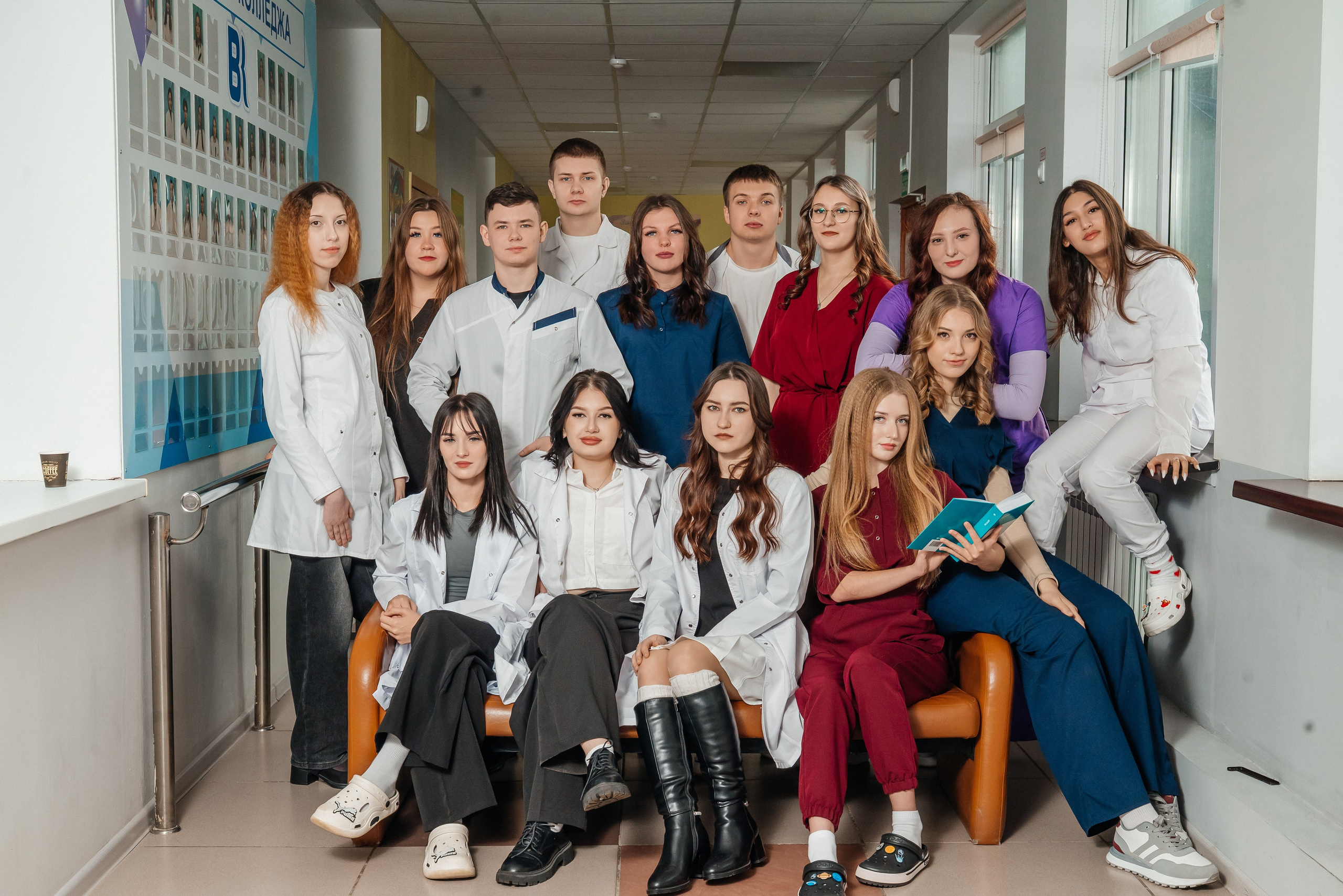 Nurses 2026. Школьный фотограф в Валуйках. Фотосессии для выпускников и изготовление выпускных альбомов в городе Валуйки и в Белгородской области