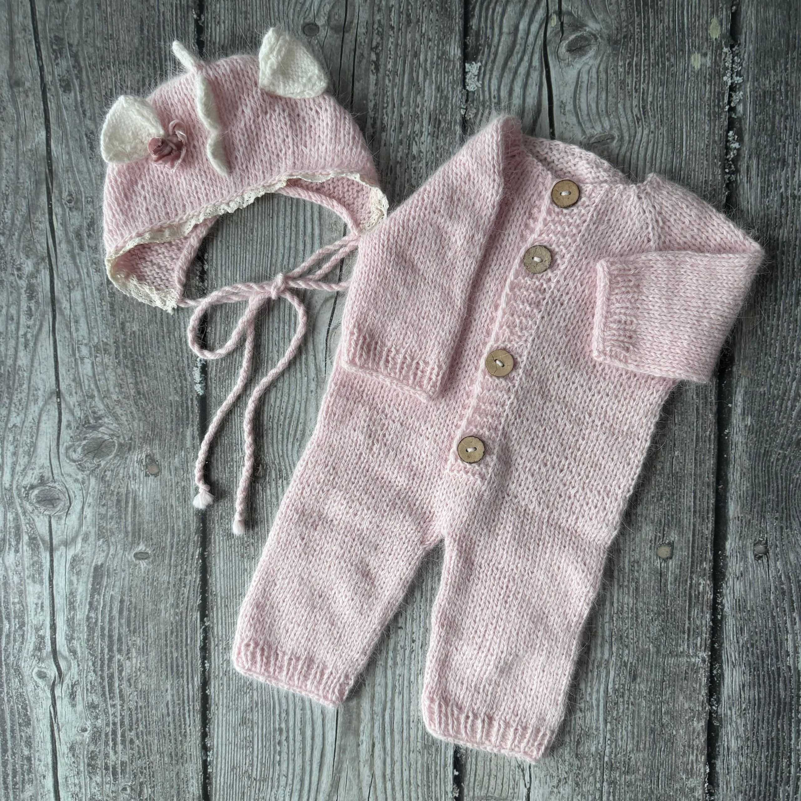 Костюмы и аксессуары для фотосессии новорожденных | Реквизит для съемки newborn в Москве. Фотосессия новорожденных в Москве и Московской области | Профессиональный фотограф newborn — Татьяна Иванова