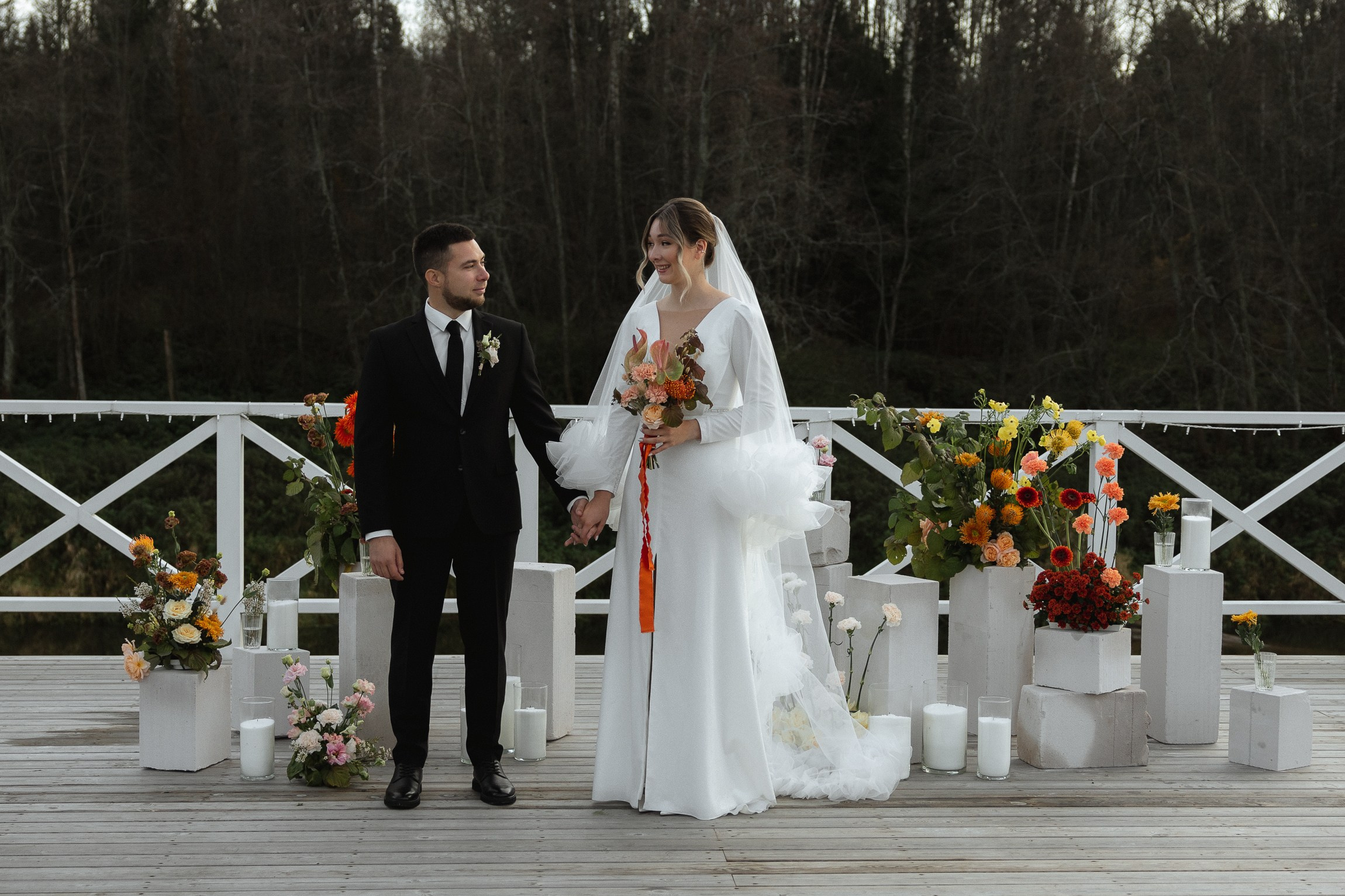 Two people swiped right. Свадебный фотограф Ярославль, Рыбинск