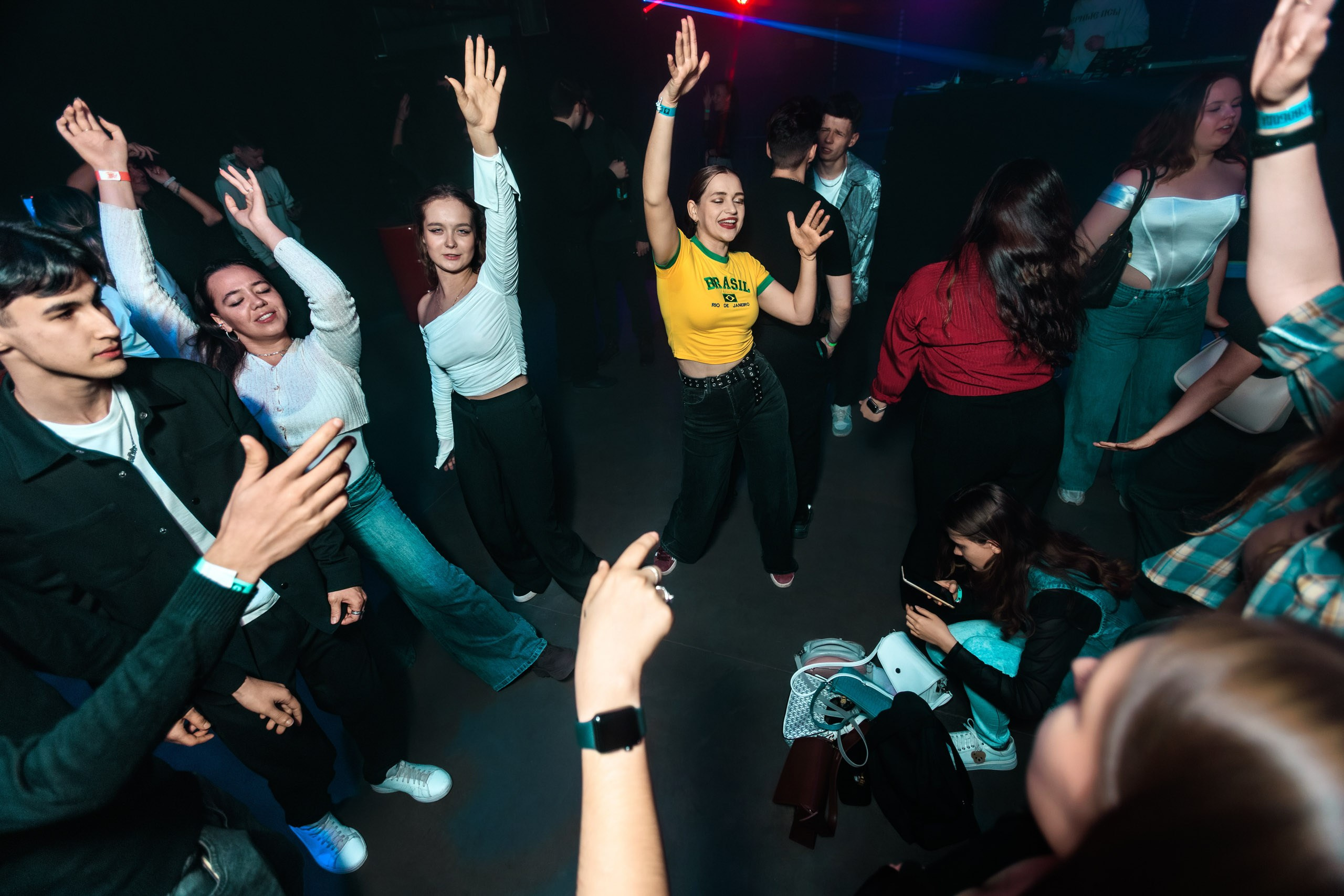 Zodiac party. Репортажный фотограф Екатеринбург | Яркий, качественный репортаж | Концерты, клубы, репортаж, праздники, корпоративы