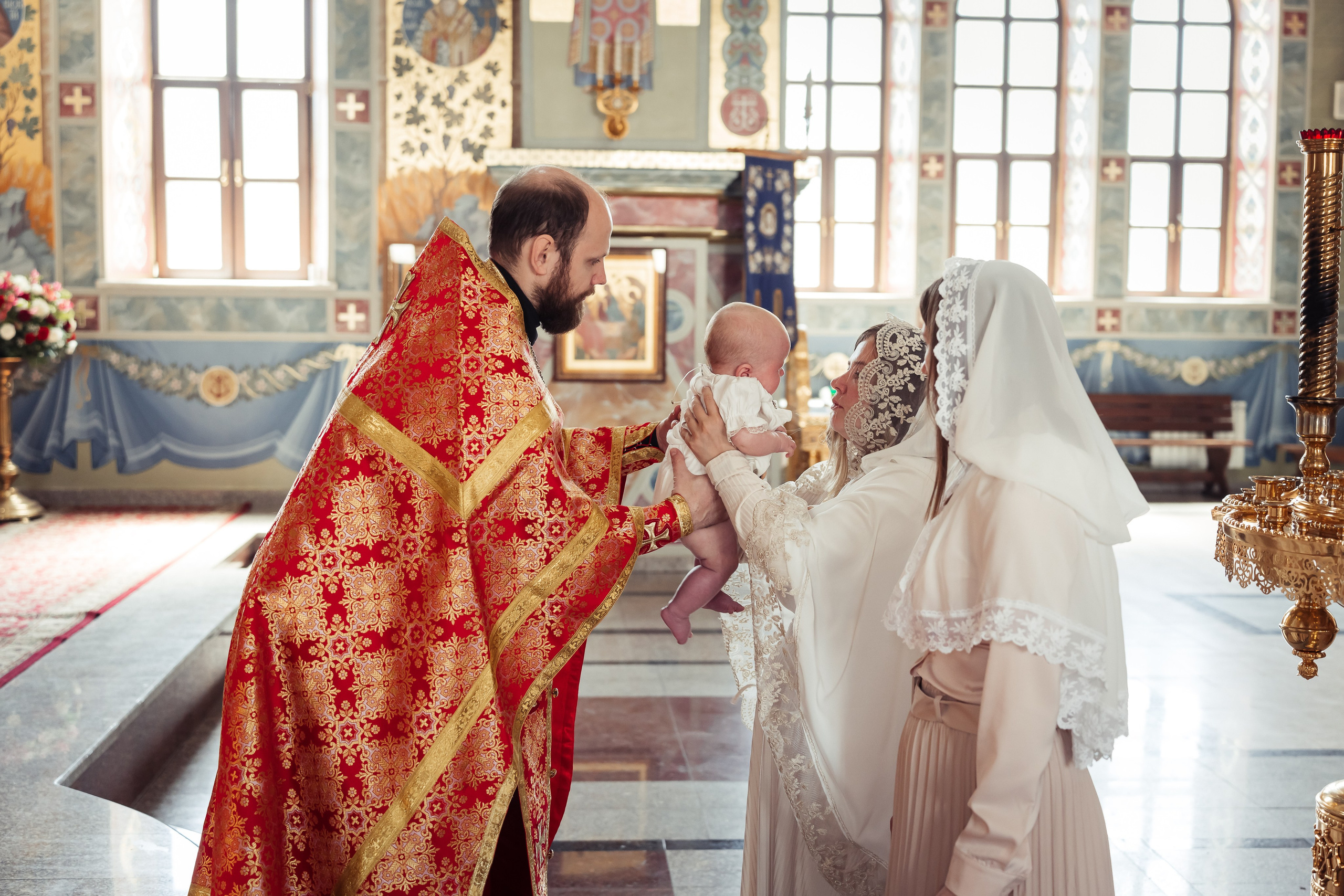 Фотосессия на крещение в Воронеже. Фотограф для семей и экспертов в г. Воронеж Ирина Круглова