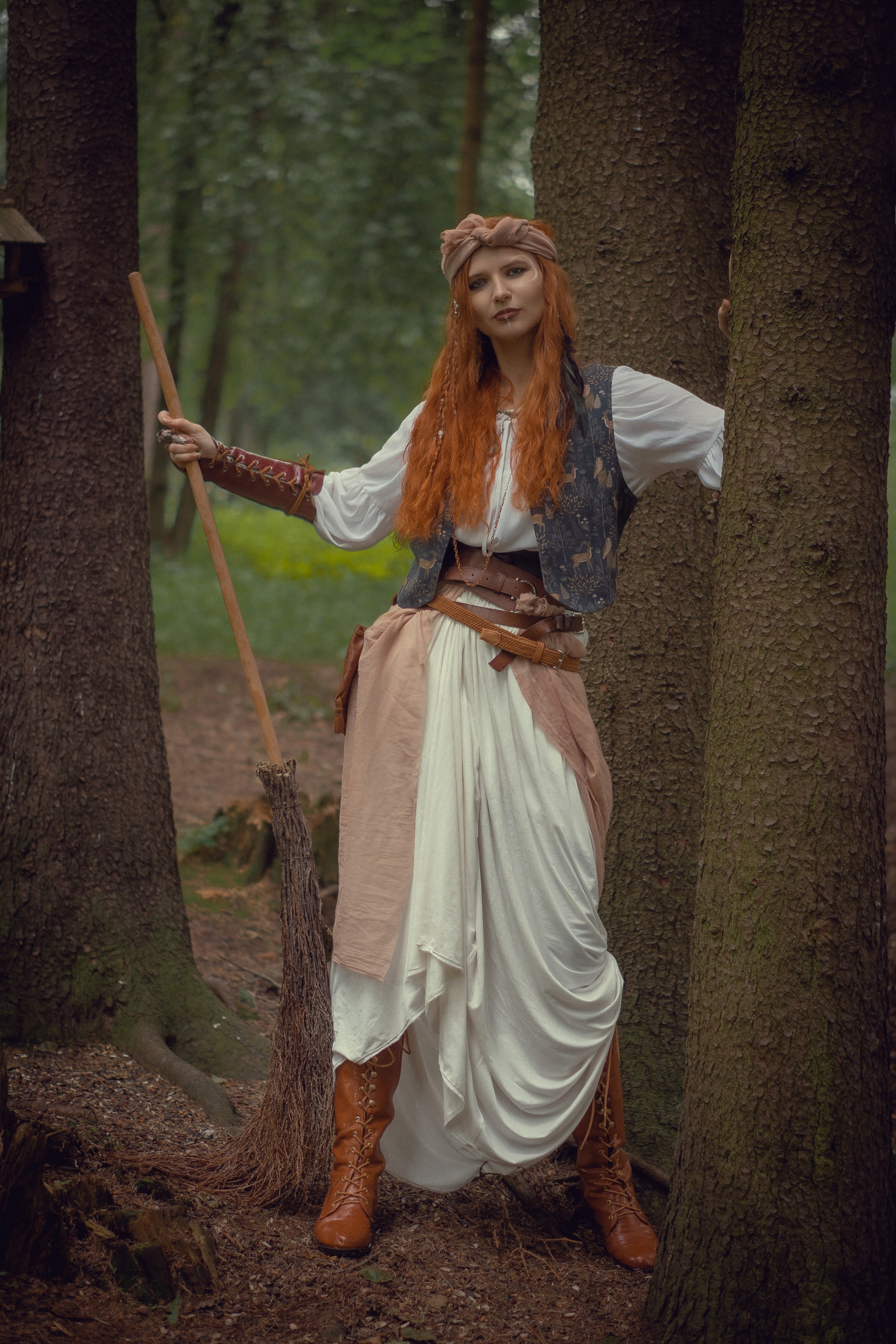 Баба-Яга. Художественный фотограф Салаева Алина