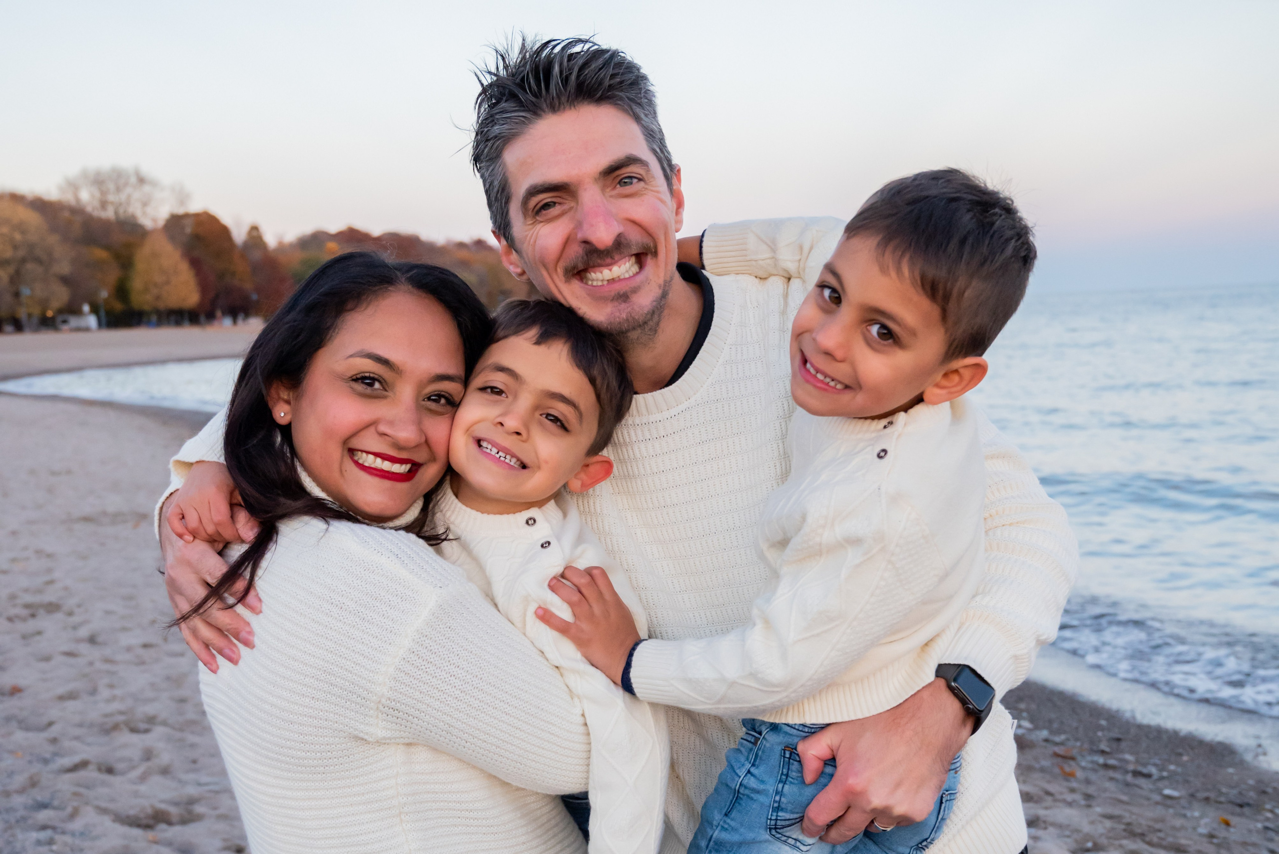 Family Photographer in Toronto — Natural Family & Lifestyle Photography | Khorosheva Irina