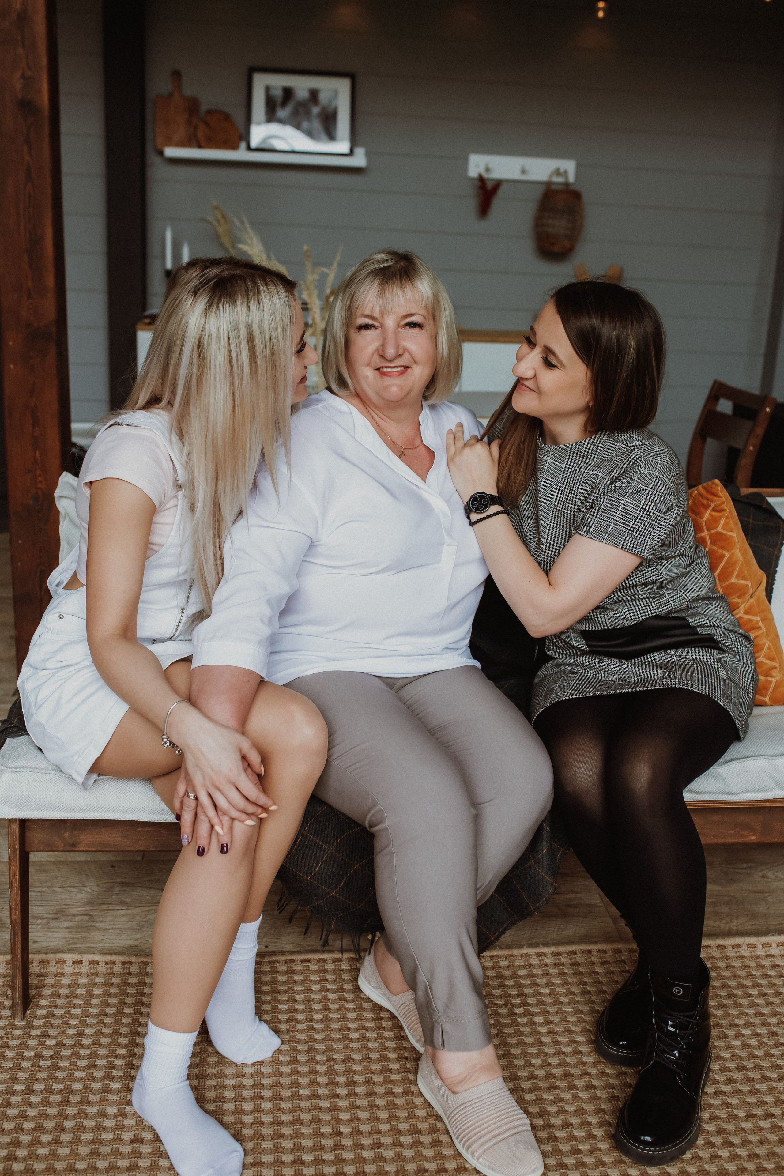 Василина, Ваня, Николь, Марина и родители. Фотограф в Минске — Юлия Деяк. Фотосессии в Минске