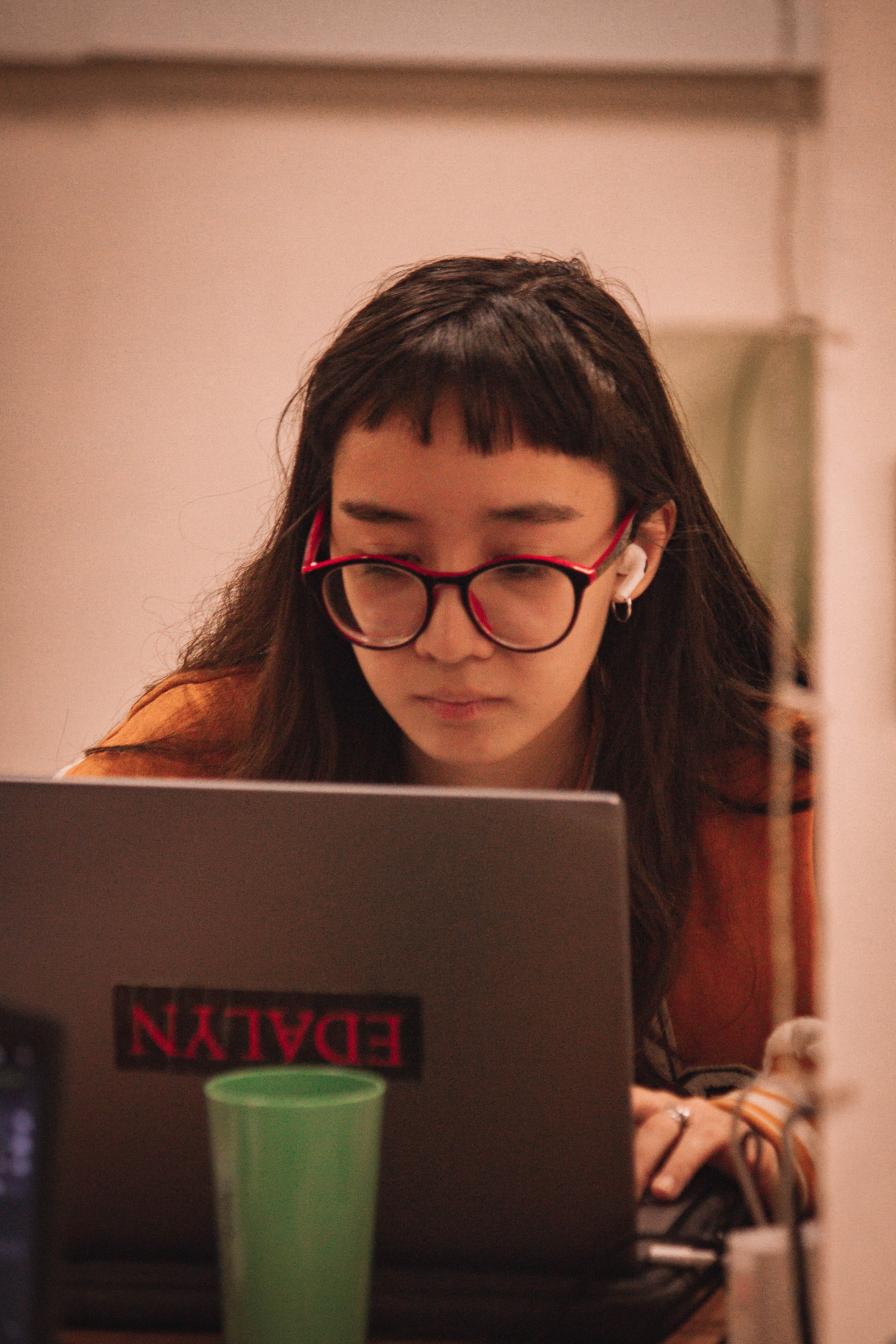 ЖЕНСКИЙ ГЕЙМДЖЕМ — Творческий сбор разработчиц. Создадим шедевр? Виталина и её фотоискусство