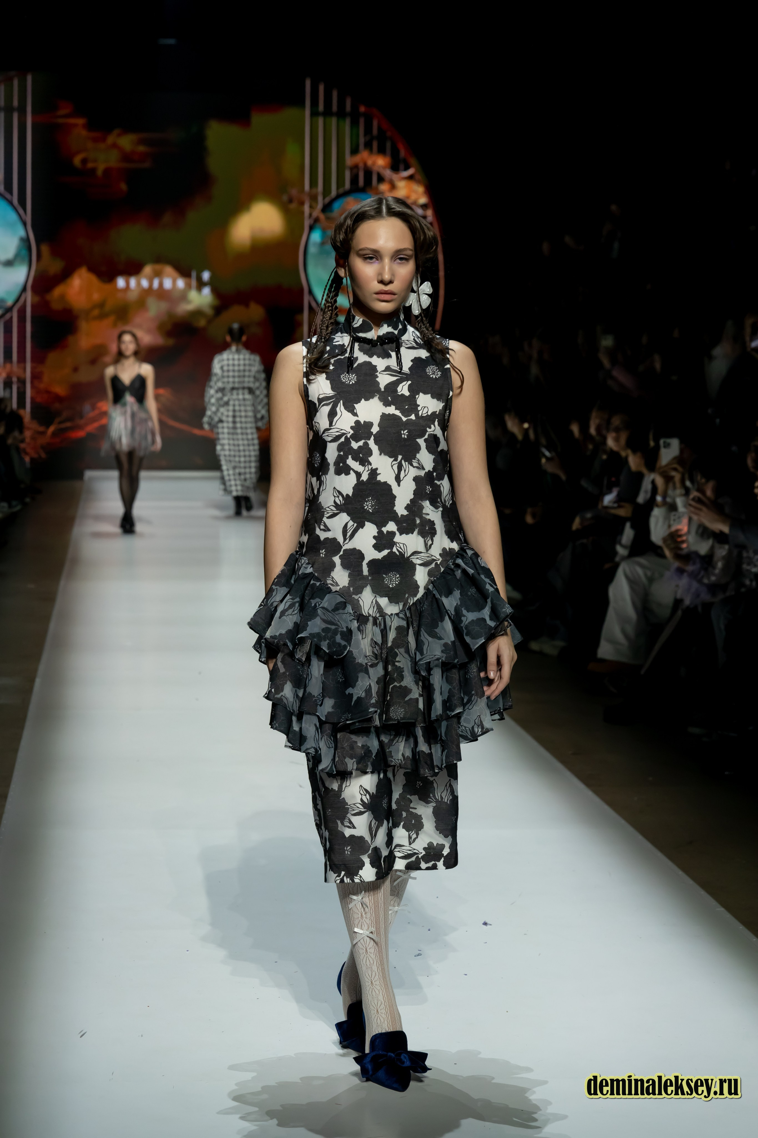Московская неделя моды 2024 4 октября дизайнер KenSun Китай/China. Репортажный, семейный и студийный фотограф в Москве Демин Алексей