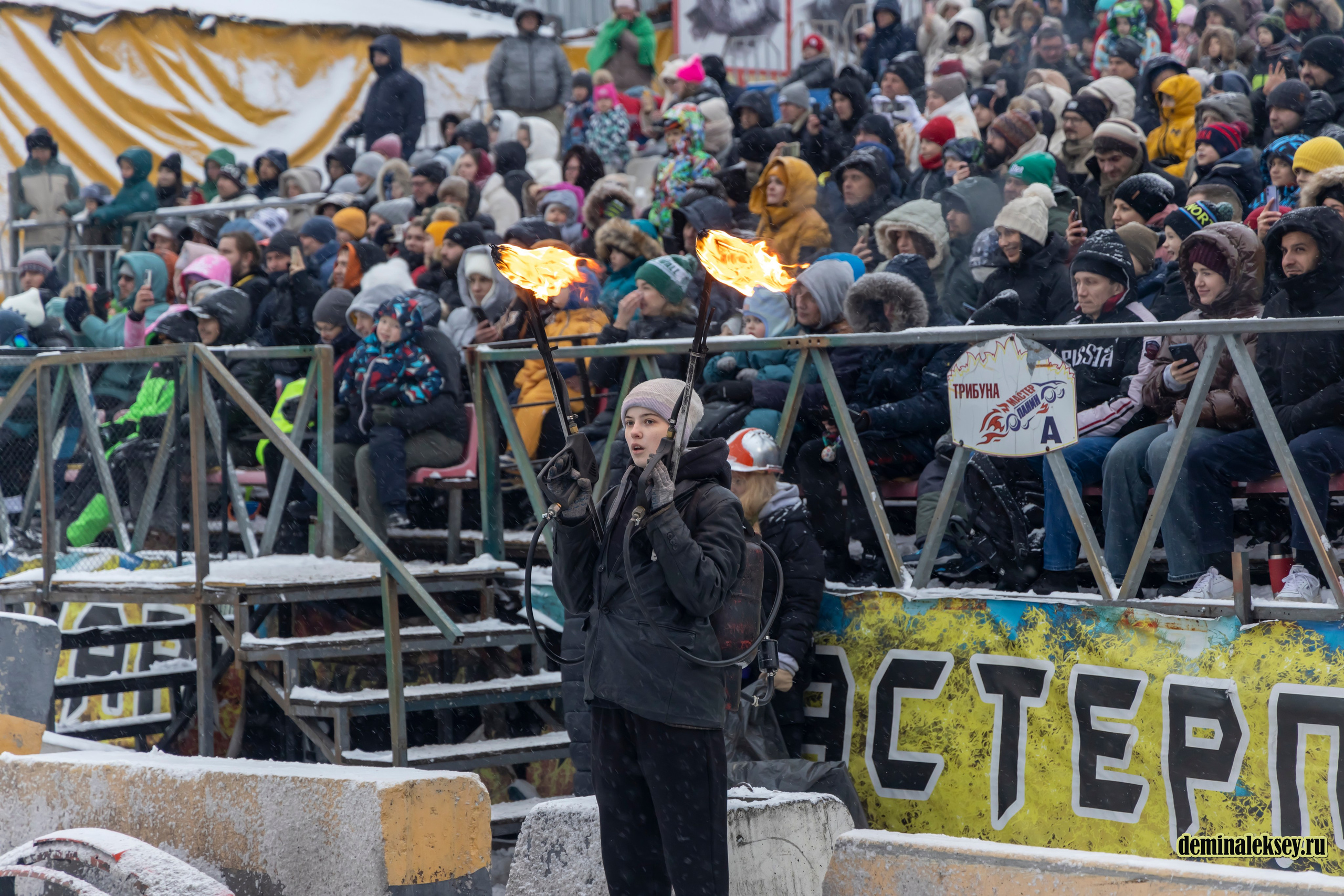 Танки против Монстр-Траков. Репортажный, семейный и студийный фотограф в Москве Демин Алексей