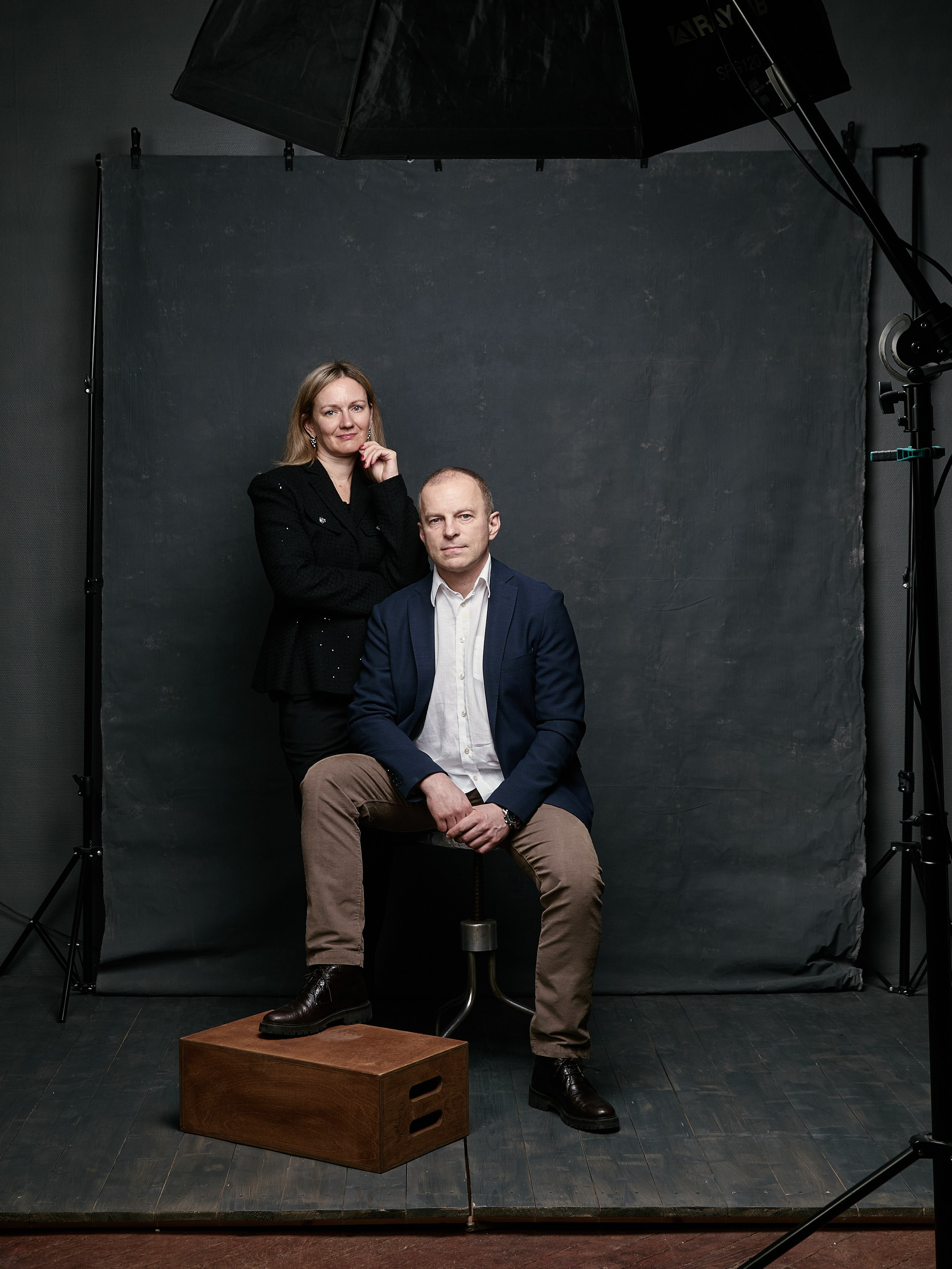 Уютная фотостудия на юге СПб. Авторские холсты ручной работы. Фотограф Денис Неместо, портрет, репортаж