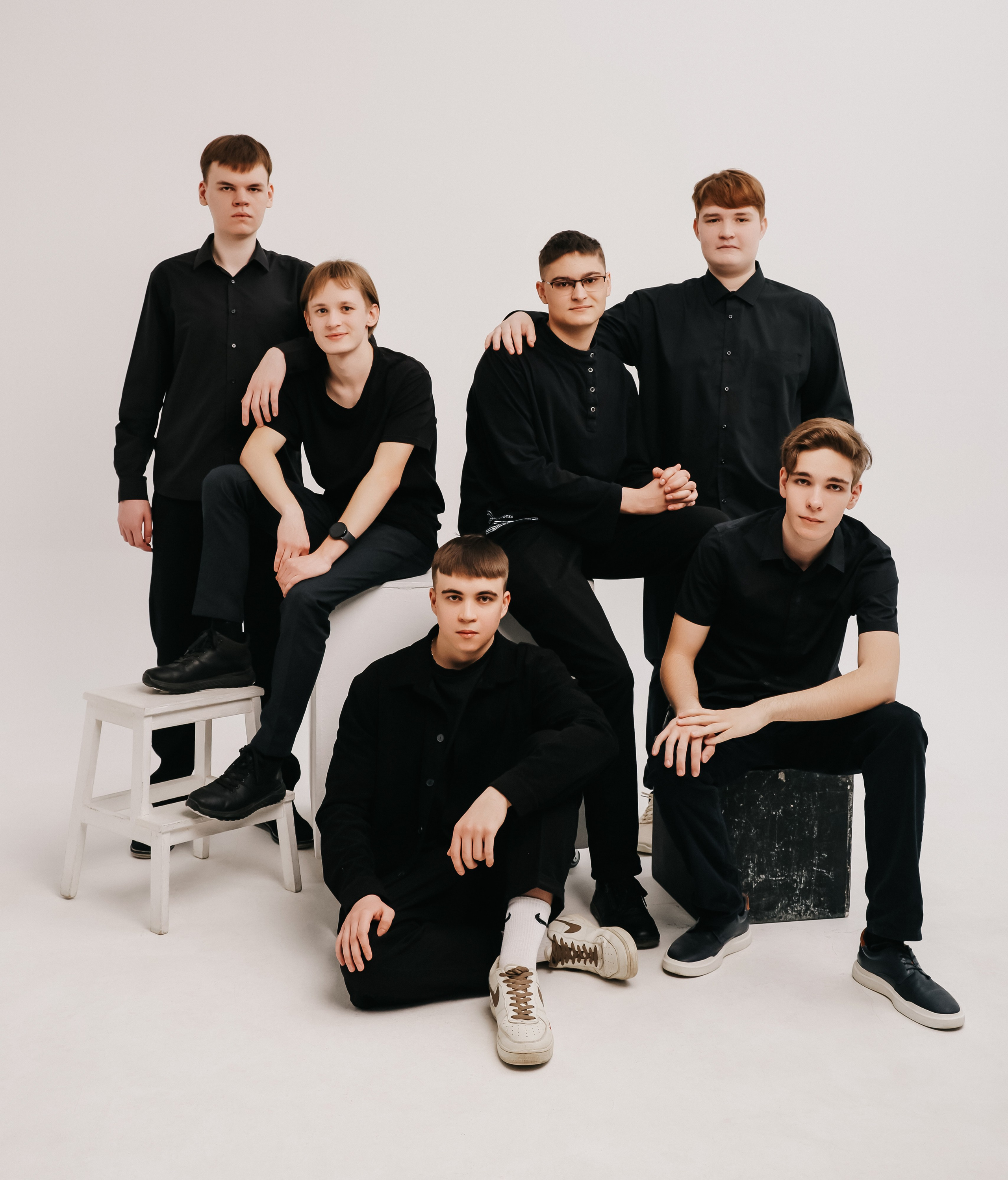 Школьные. Фотограф свадебный, репортажный, индивидуальный, фото для маркетплейсов, брендов, автосалонов