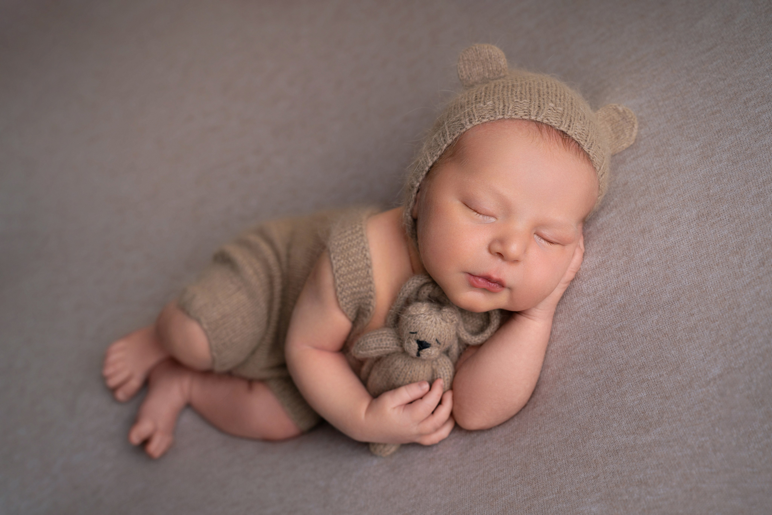 Ньюборн. Фотограф новорожденных Оренбург и свадебный фотограф Оренбург