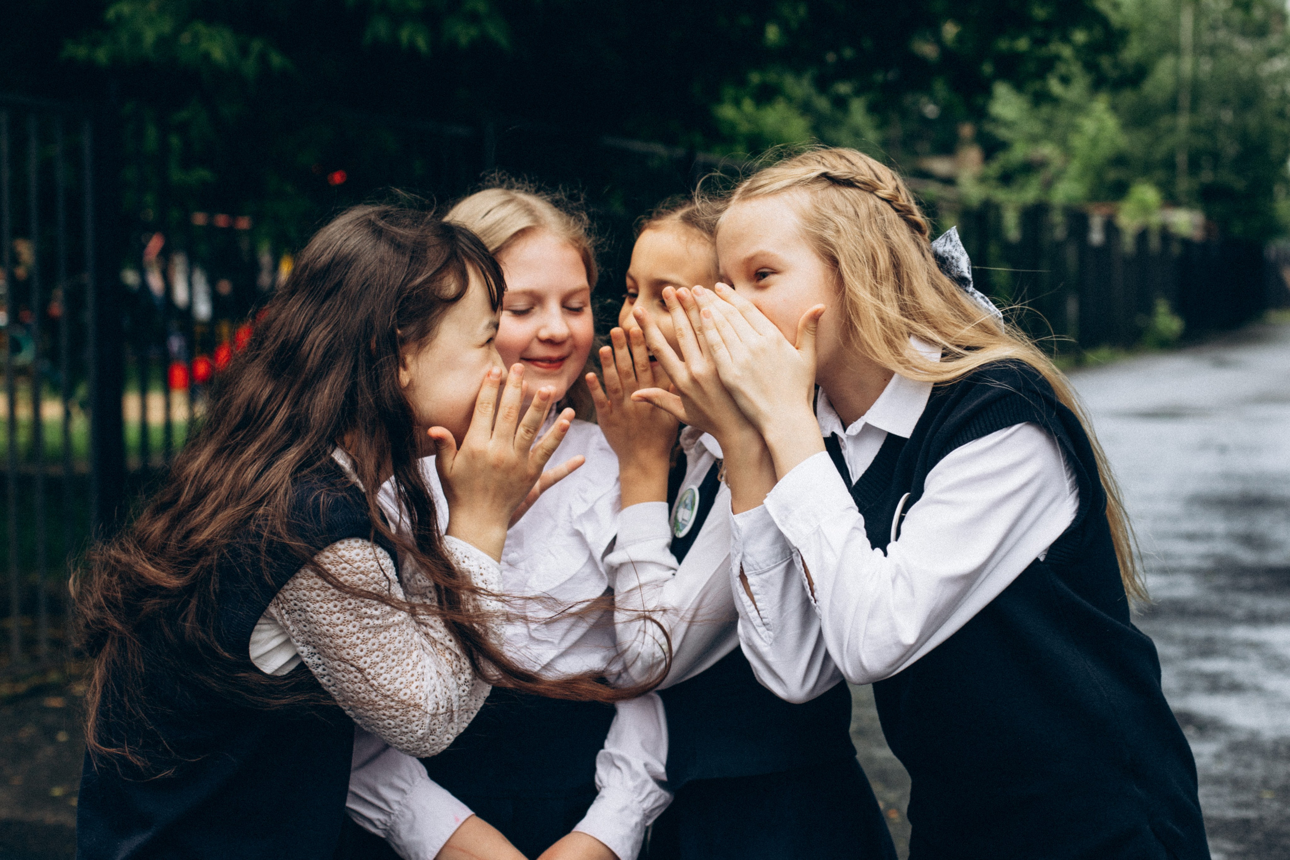 Школьные фотографии могут быть такими. Репортажный и детский фотограф в Минске