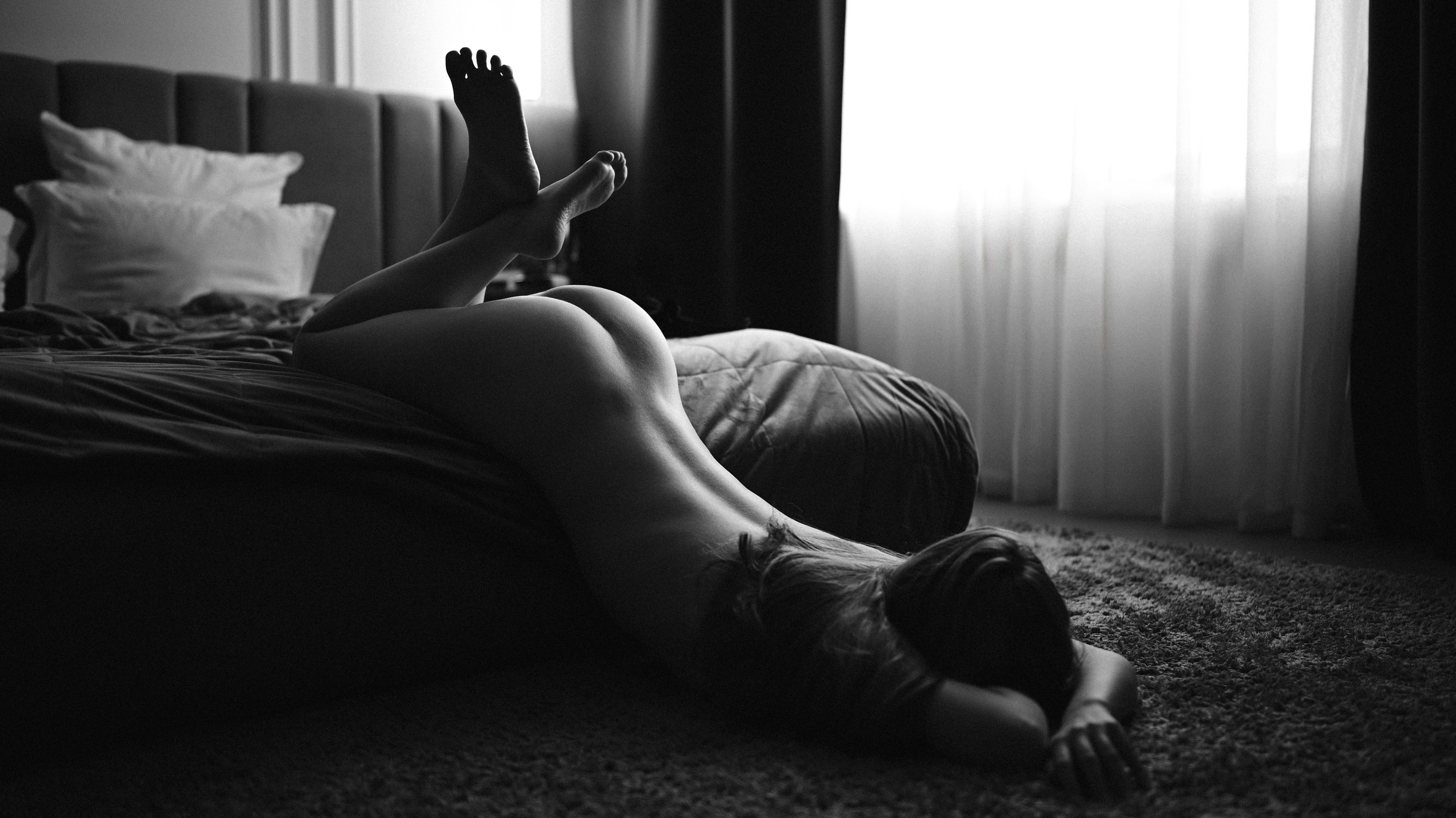 Творческая НЮ съемка с моделью Gentle Beast (18+)