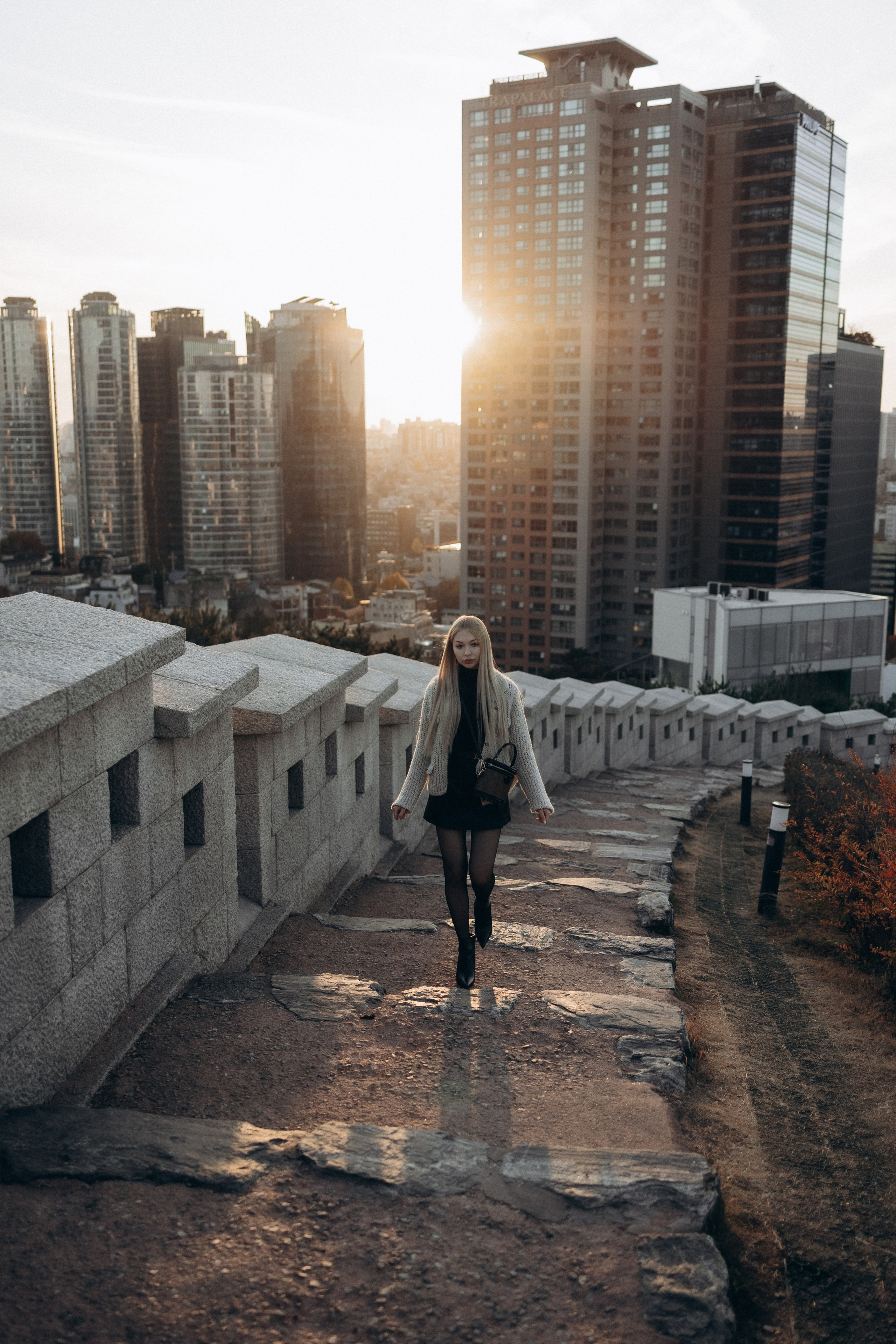 Полина индивидуальная съемка у Намсана. Фотограф Артем Бросов в Санкт-Петербурге и Дубае