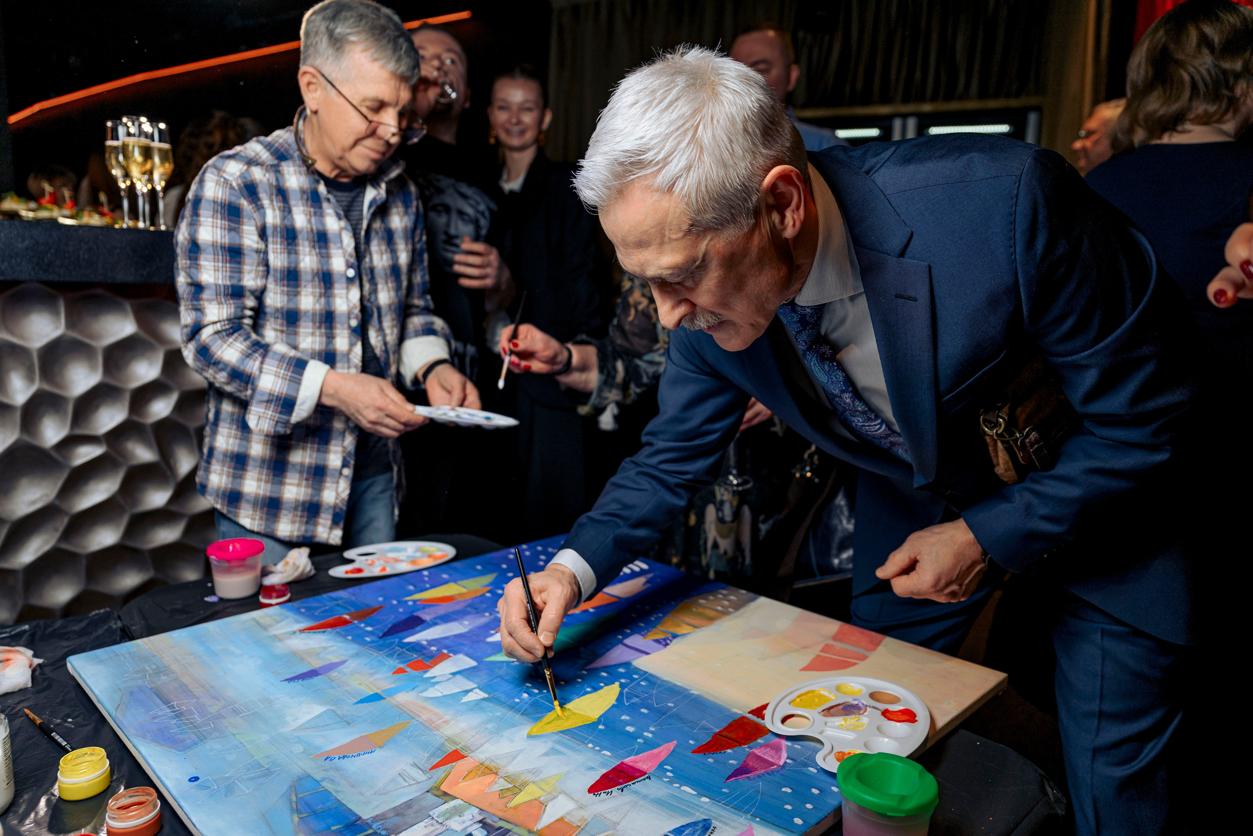 СКУЛЬПТУРА ЧАРЛИ. Максим Комаров — Профессиональный фотограф