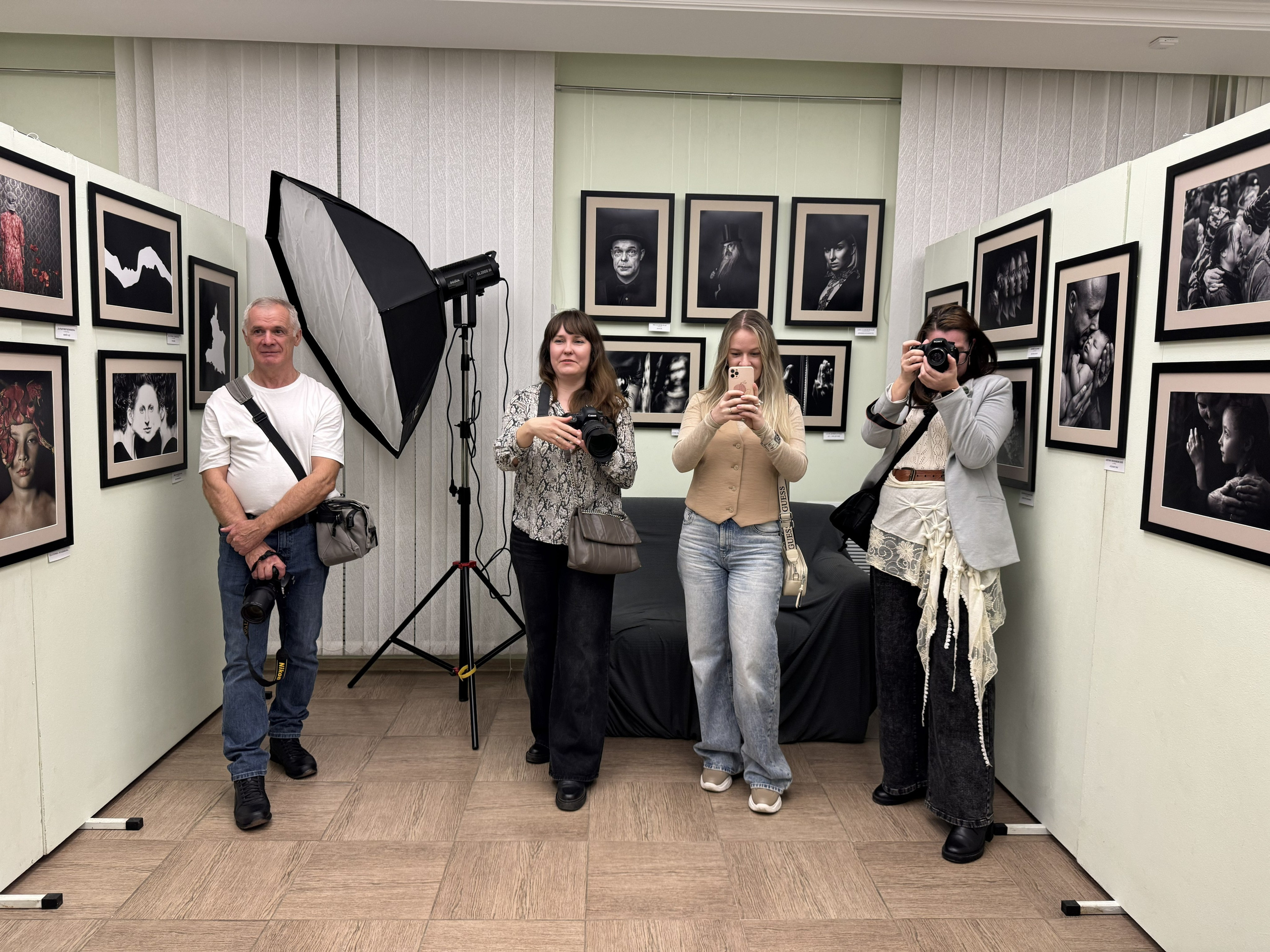 Выставка в галерее имени В. Собровнина. г. Белгород. Россия. Art Рhotographer Russia/Moscow