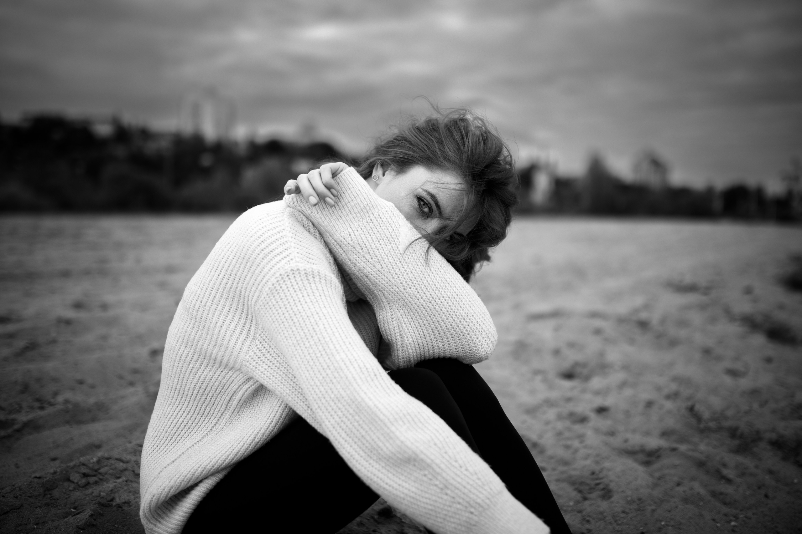 Осенняя съемка с Надеждой на берегу реки в формате для «себя»