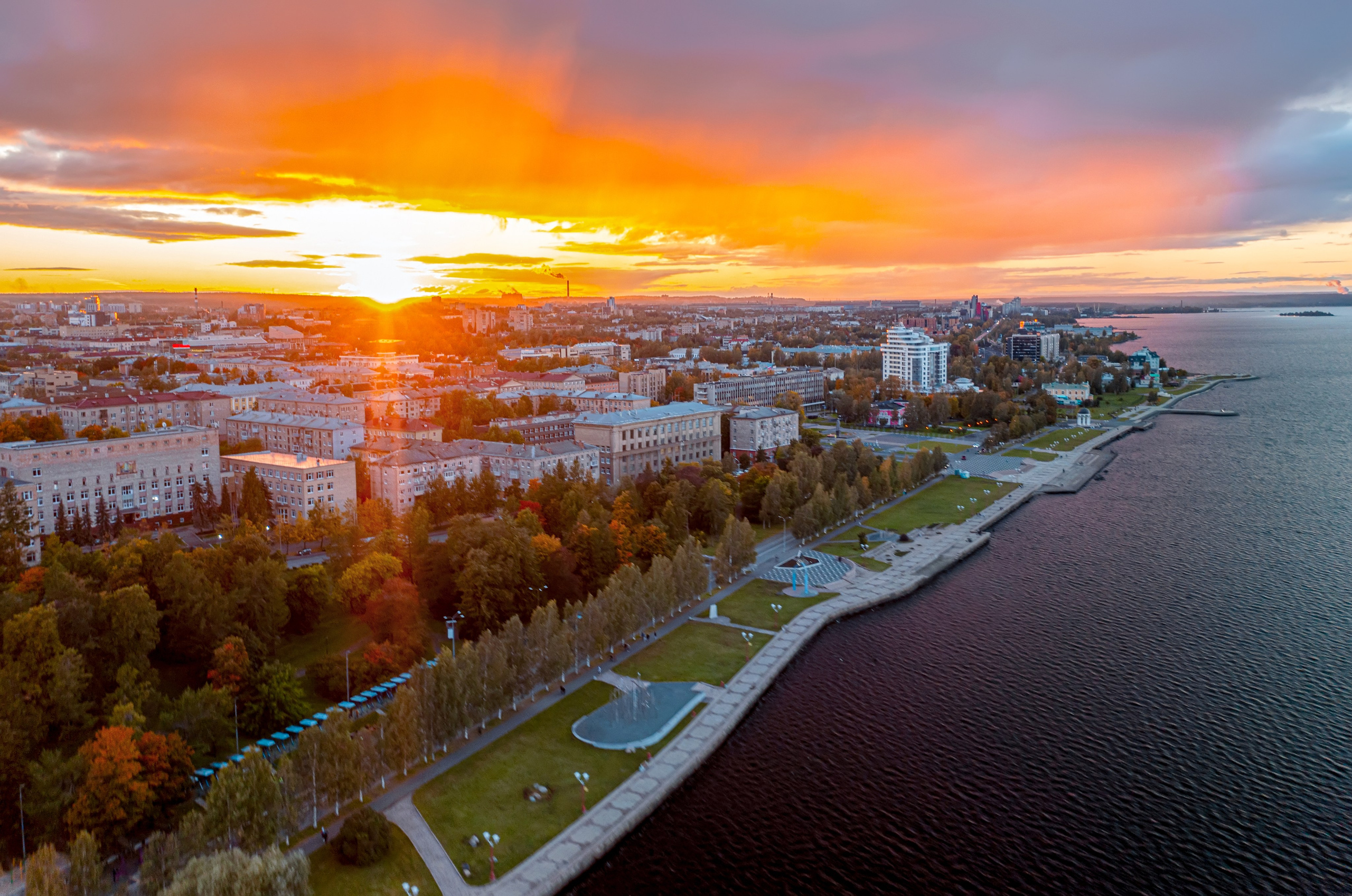Набережная. Аэросъемка. Фото и Видео в Карелии. Алексей Фрилунд